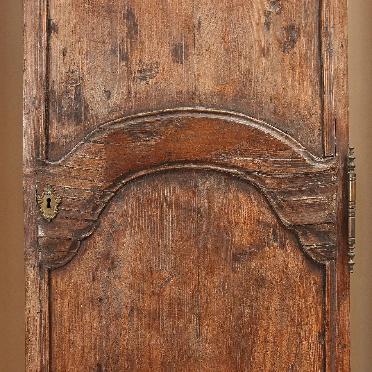 5 Baroque doors in fir, 18th century 6