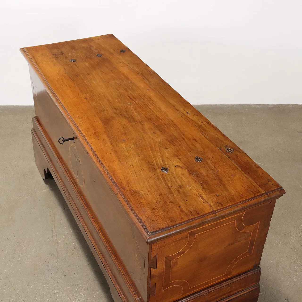 Cassapanca in noce, tardo '800 10