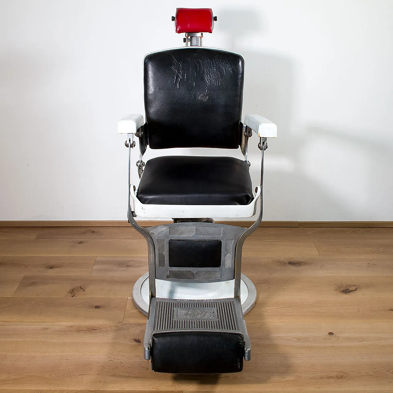 Barber chair, 50s 2