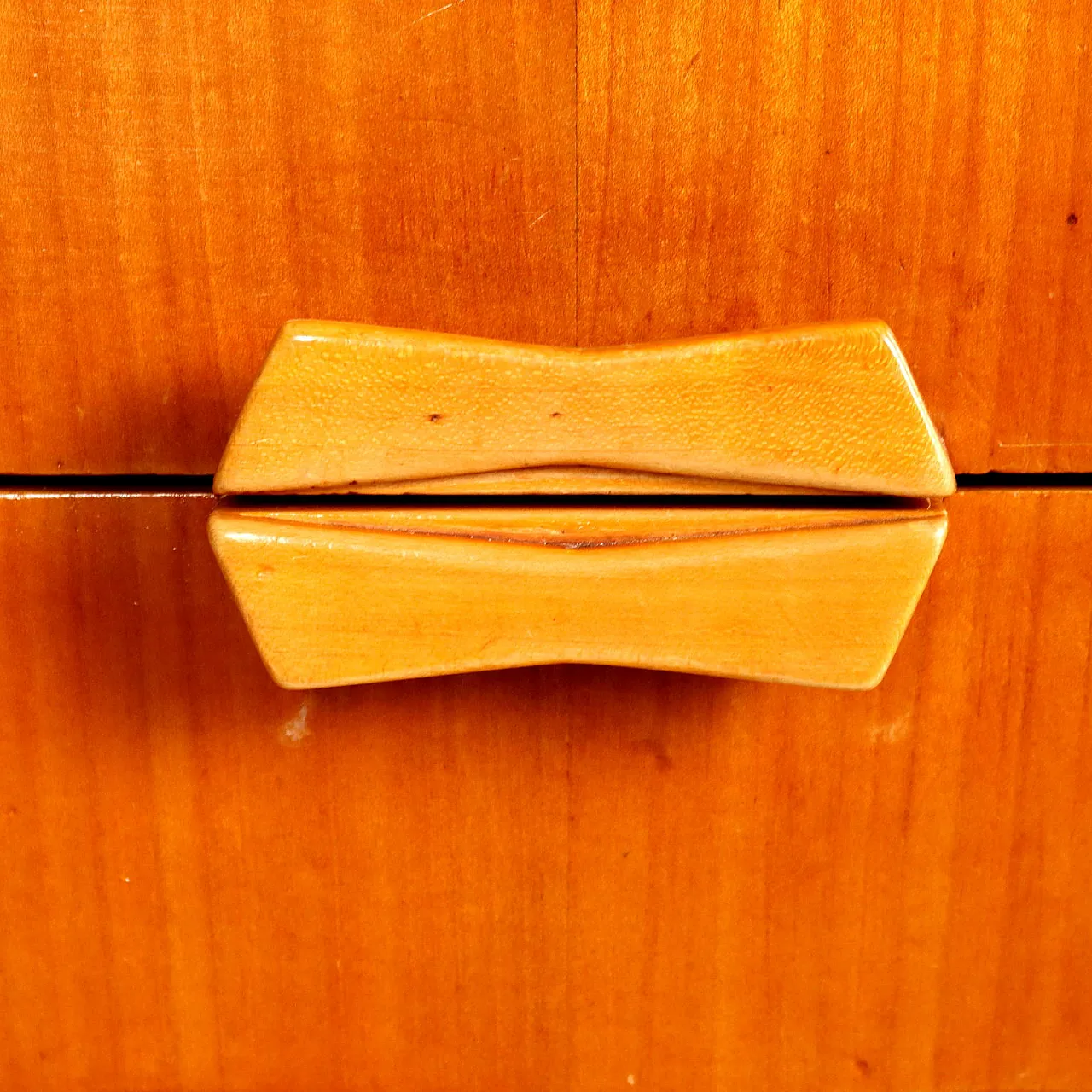 Chest of drawers in cherrywood weneer with 6 drawers, 1950s 6