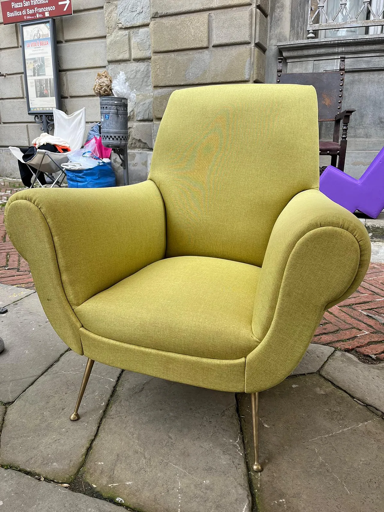 Pair of yellow armchairs, 70s 2