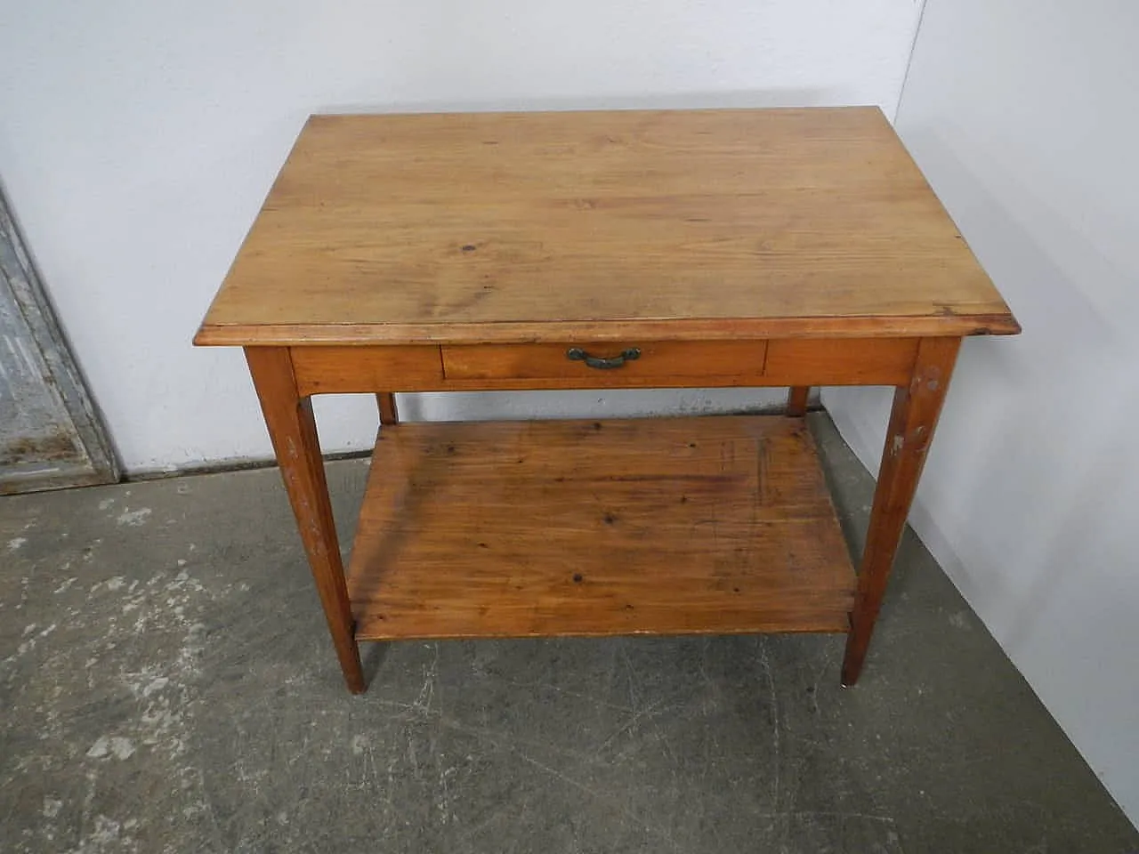 Tavolino banchetto con ripiano, 1960 2