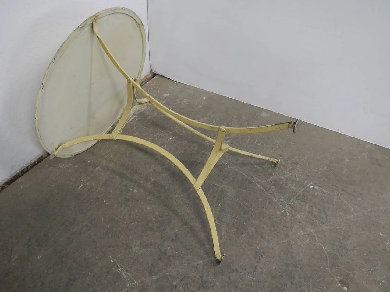 Tavolino in ferro bianco, 1940 4