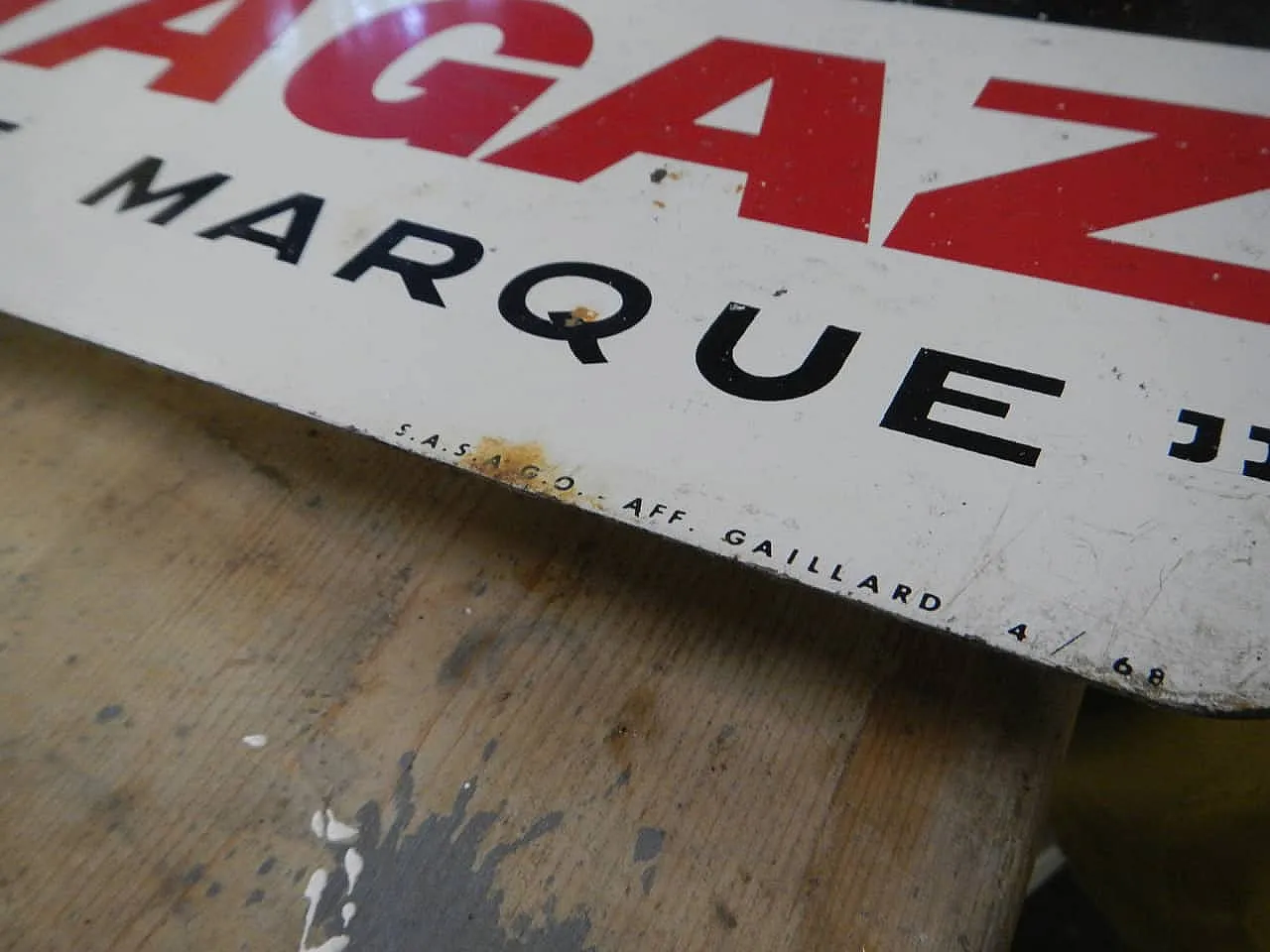 Bifacceral Butagas sign, 1970 12