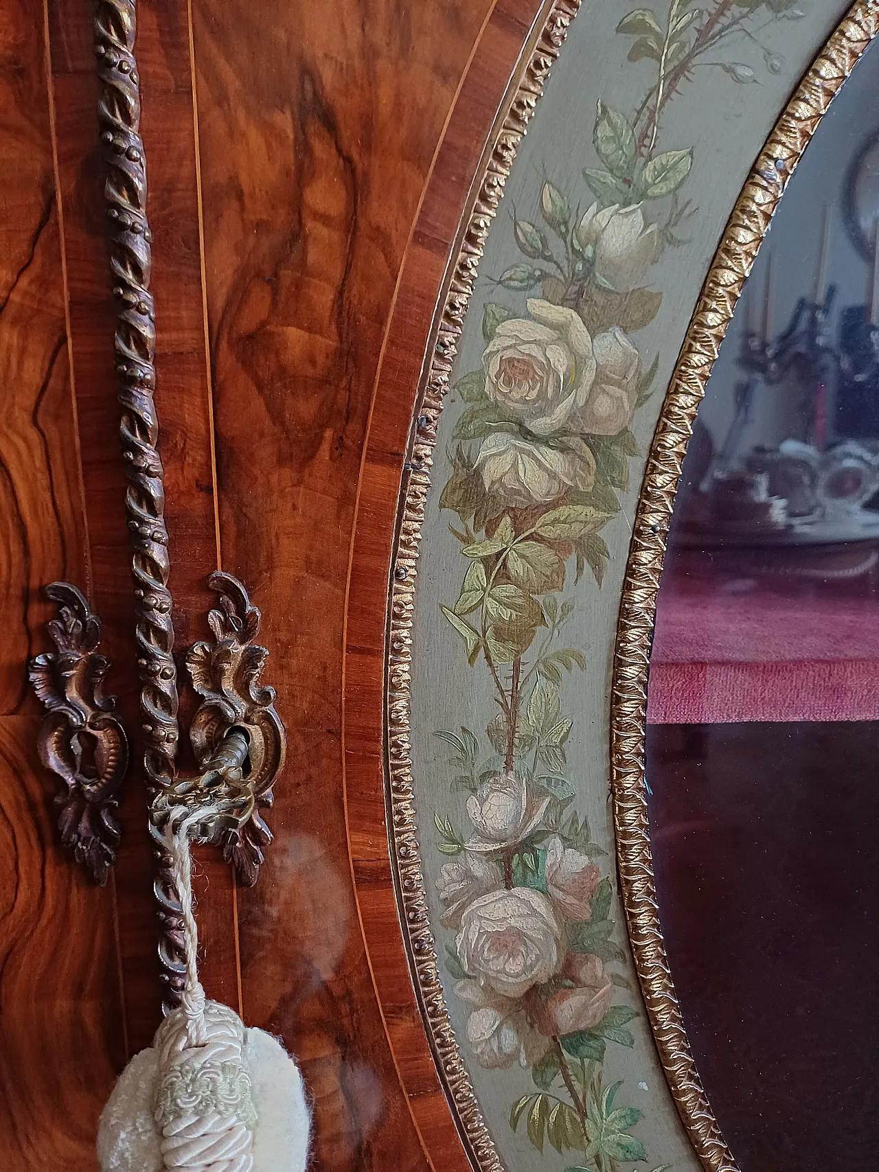 Credenza a due ante a vetro stile vittoriano, '800 10