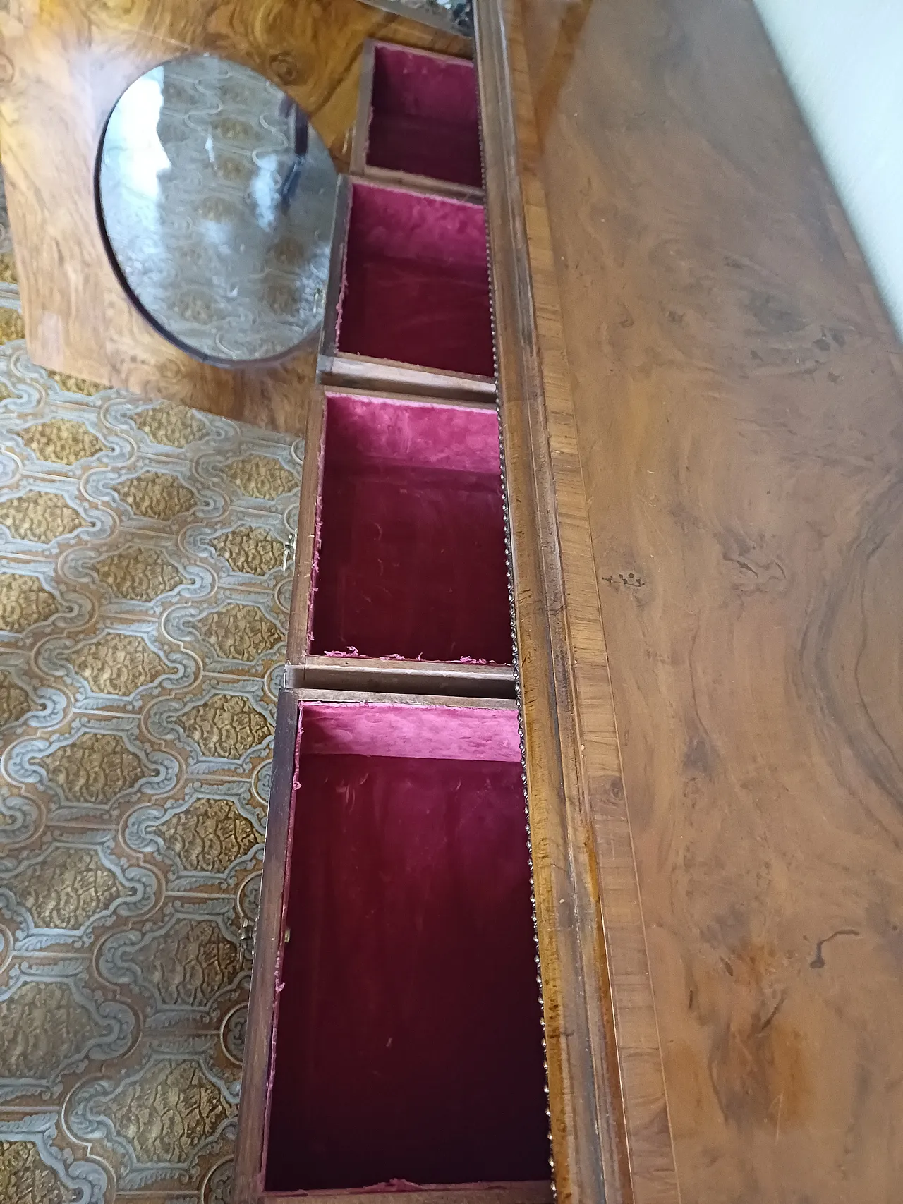 Credenza a due ante a vetro stile vittoriano, '800 14