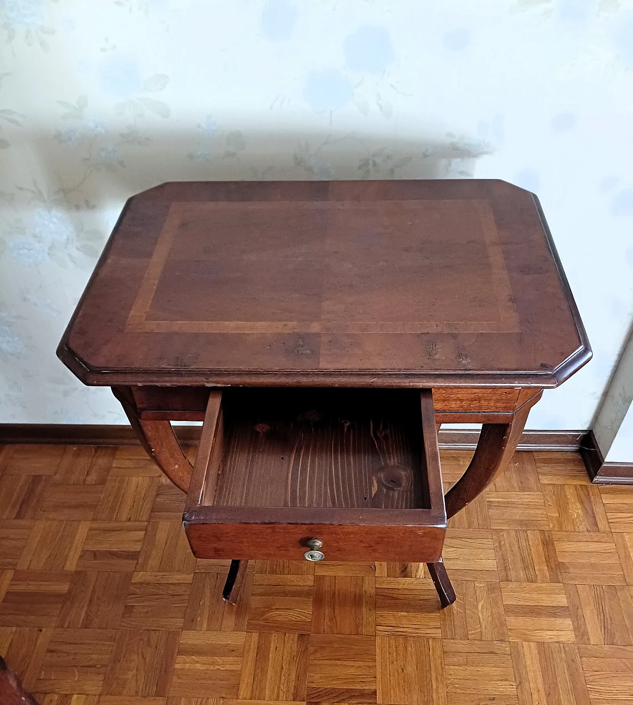 Tavolino Biedermaier in mogano con cassetto, '800 5