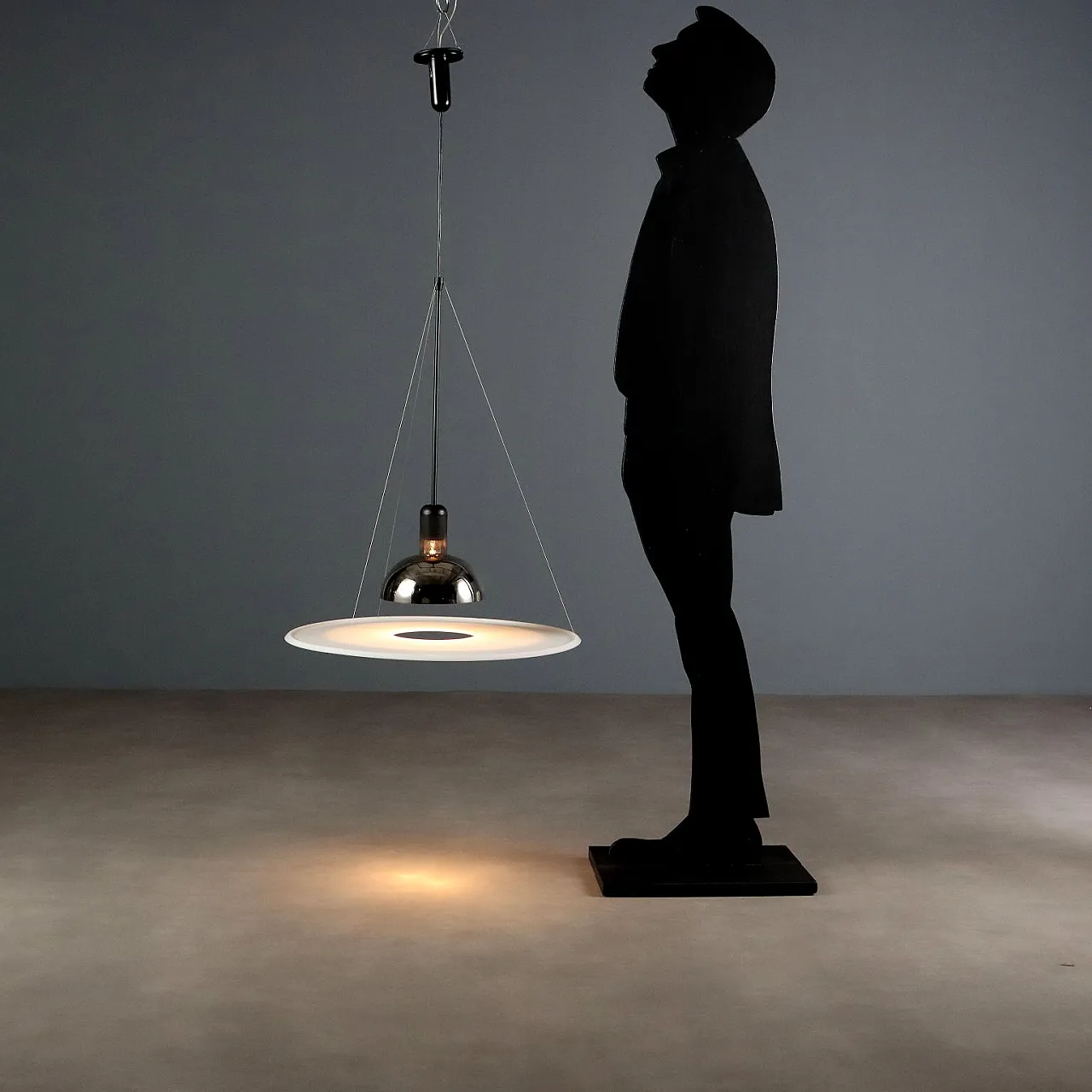 Lampada Flos Frisbi 850 di Achille Castiglioni, '900 2