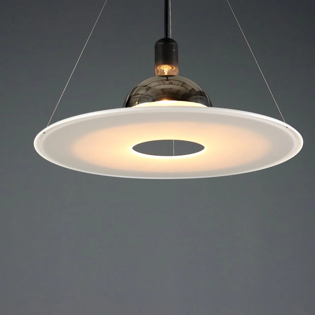 Lampada Flos Frisbi 850 di Achille Castiglioni, '900 3
