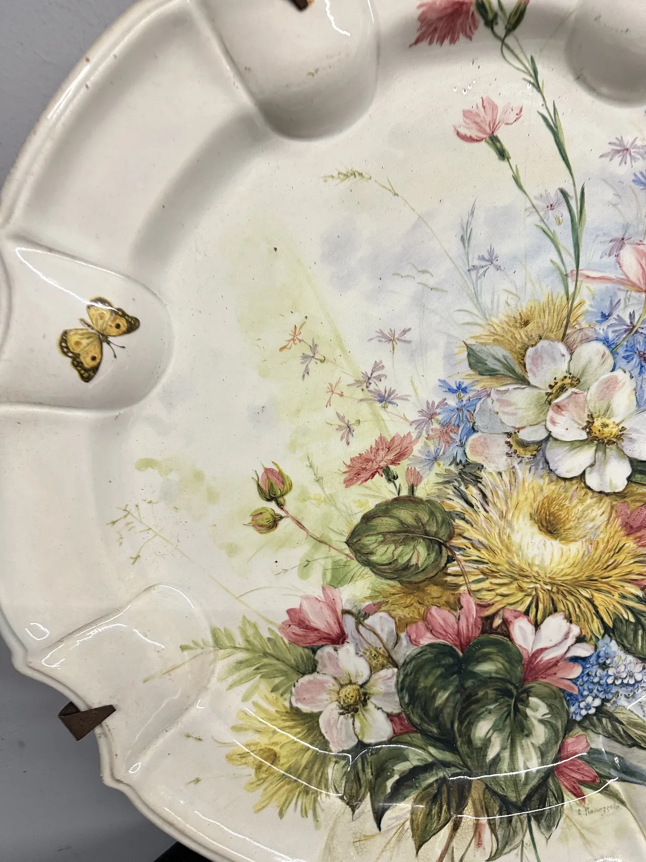 Grande piatto in Maiolica floreale, '800 8