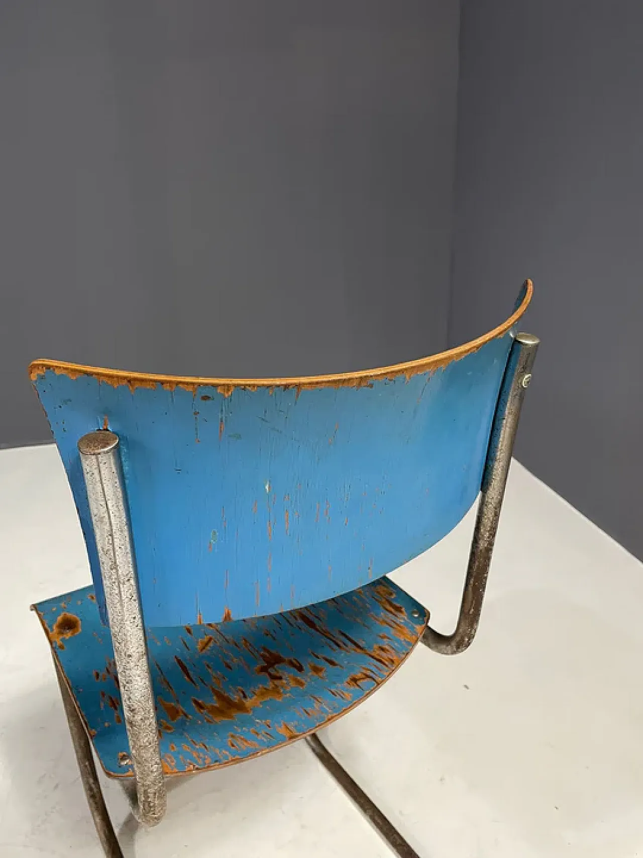 Set Bauhaus cromato con tavolino e sedie, anni '30 15