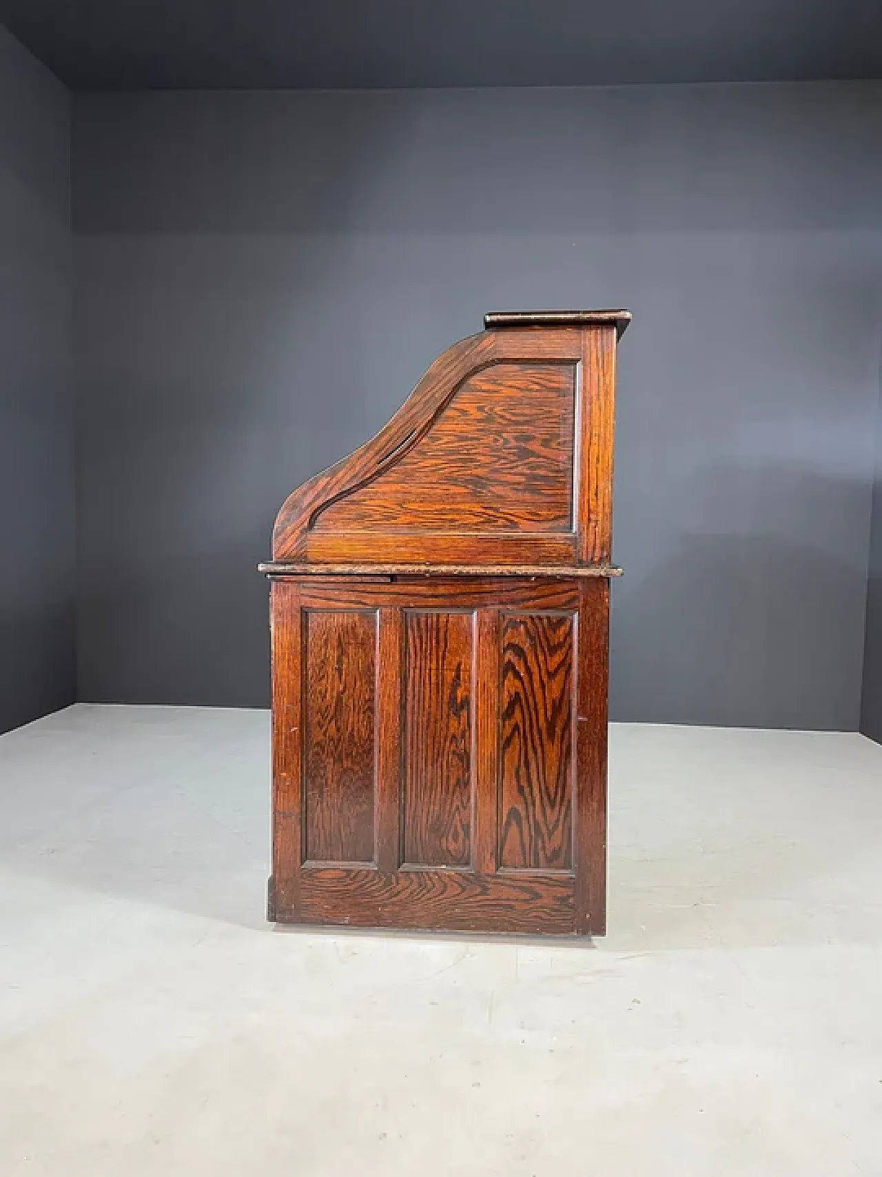 Scrivania americana con ribalta, rovere massello, anni '30 11