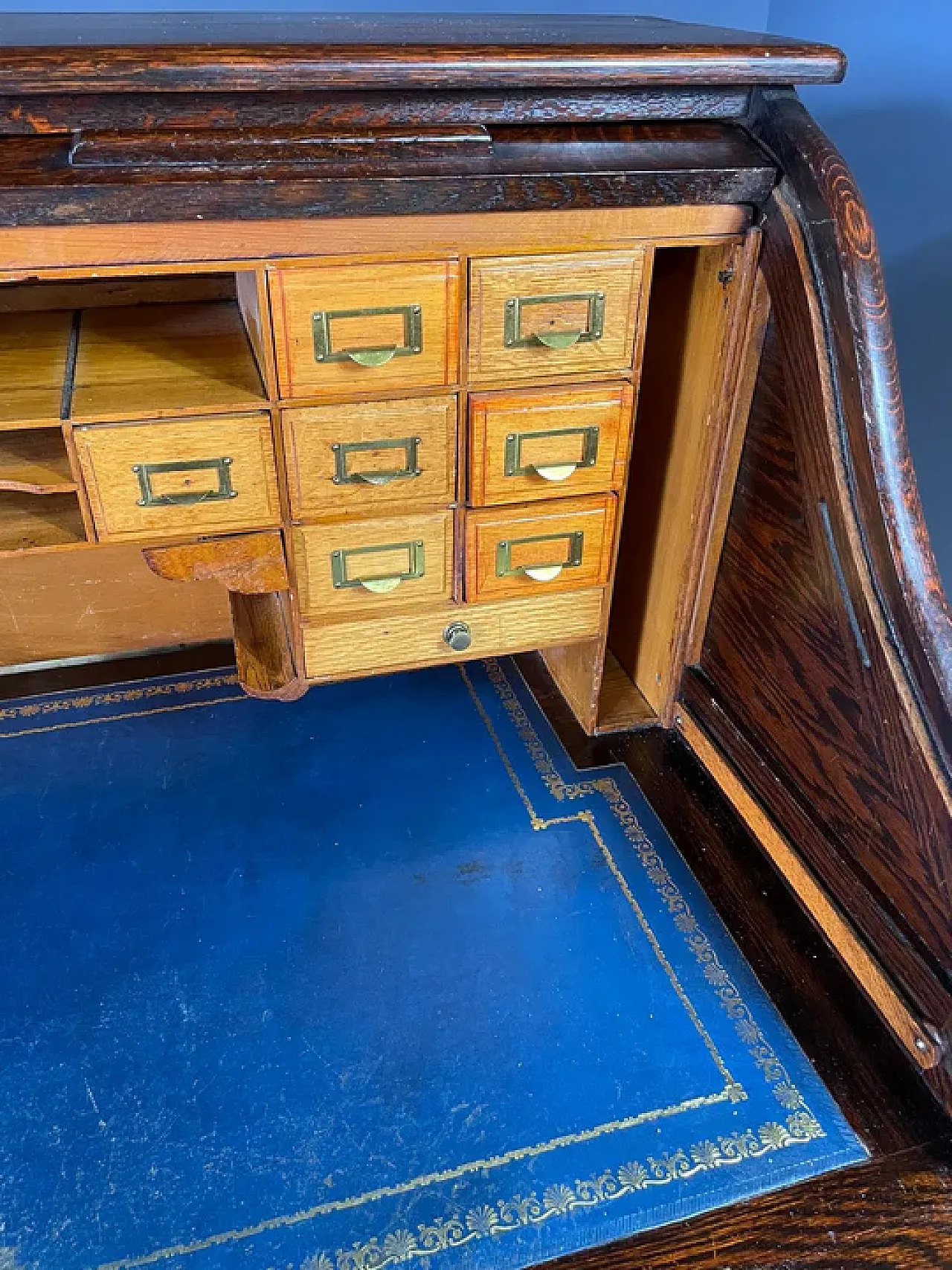 Scrivania americana con ribalta, rovere massello, anni '30 18