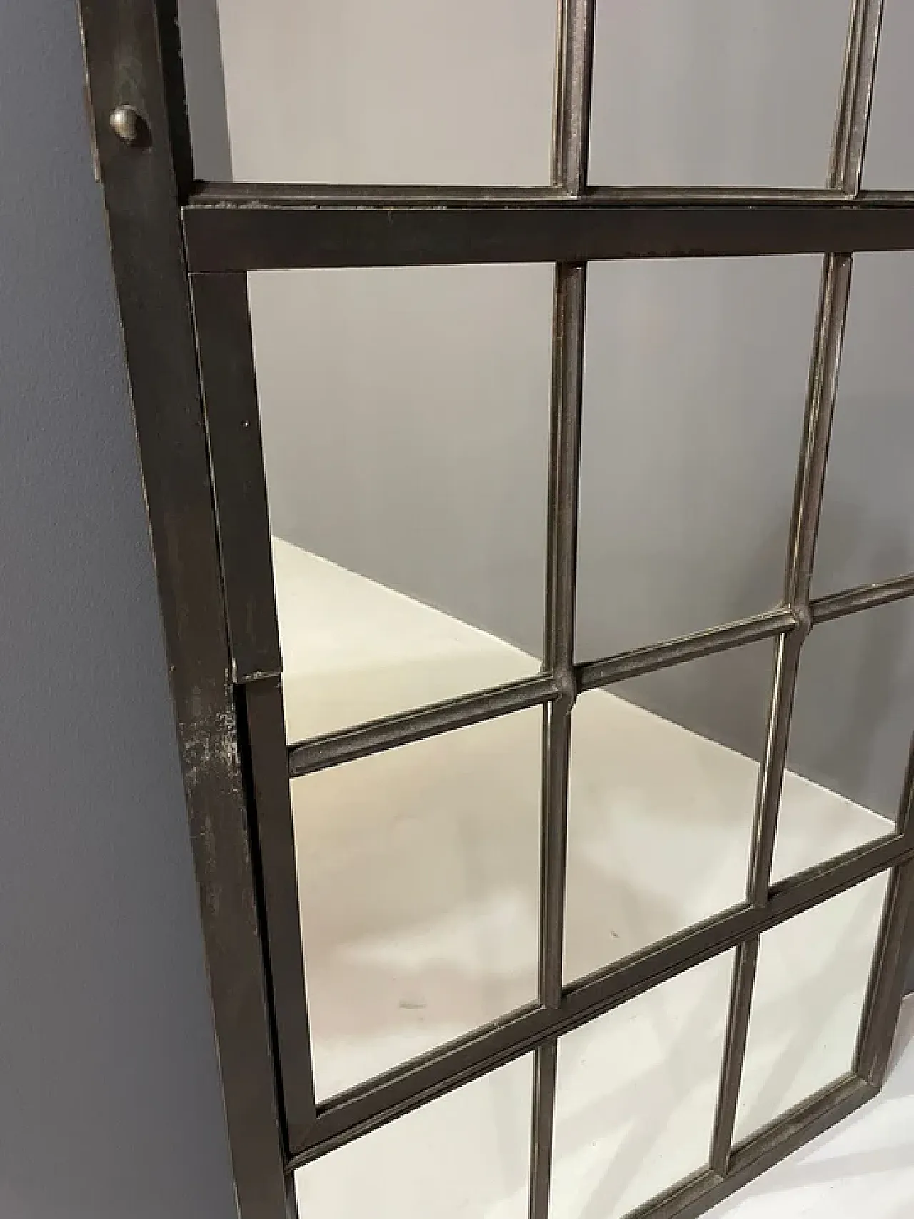 Specchio industriale in ferro con patina, anni '60 5