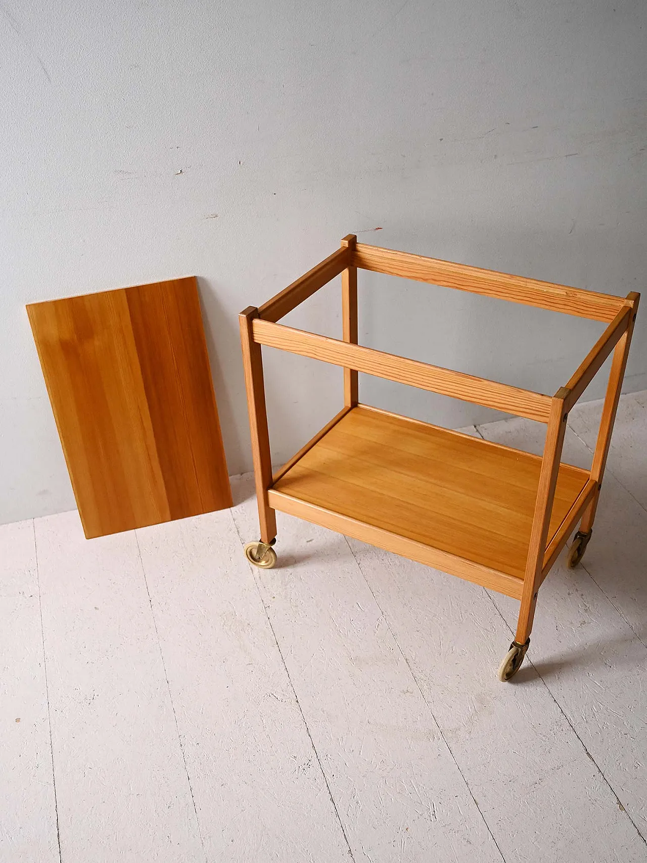 Carrello scandinavo anni ’60 in pino 7