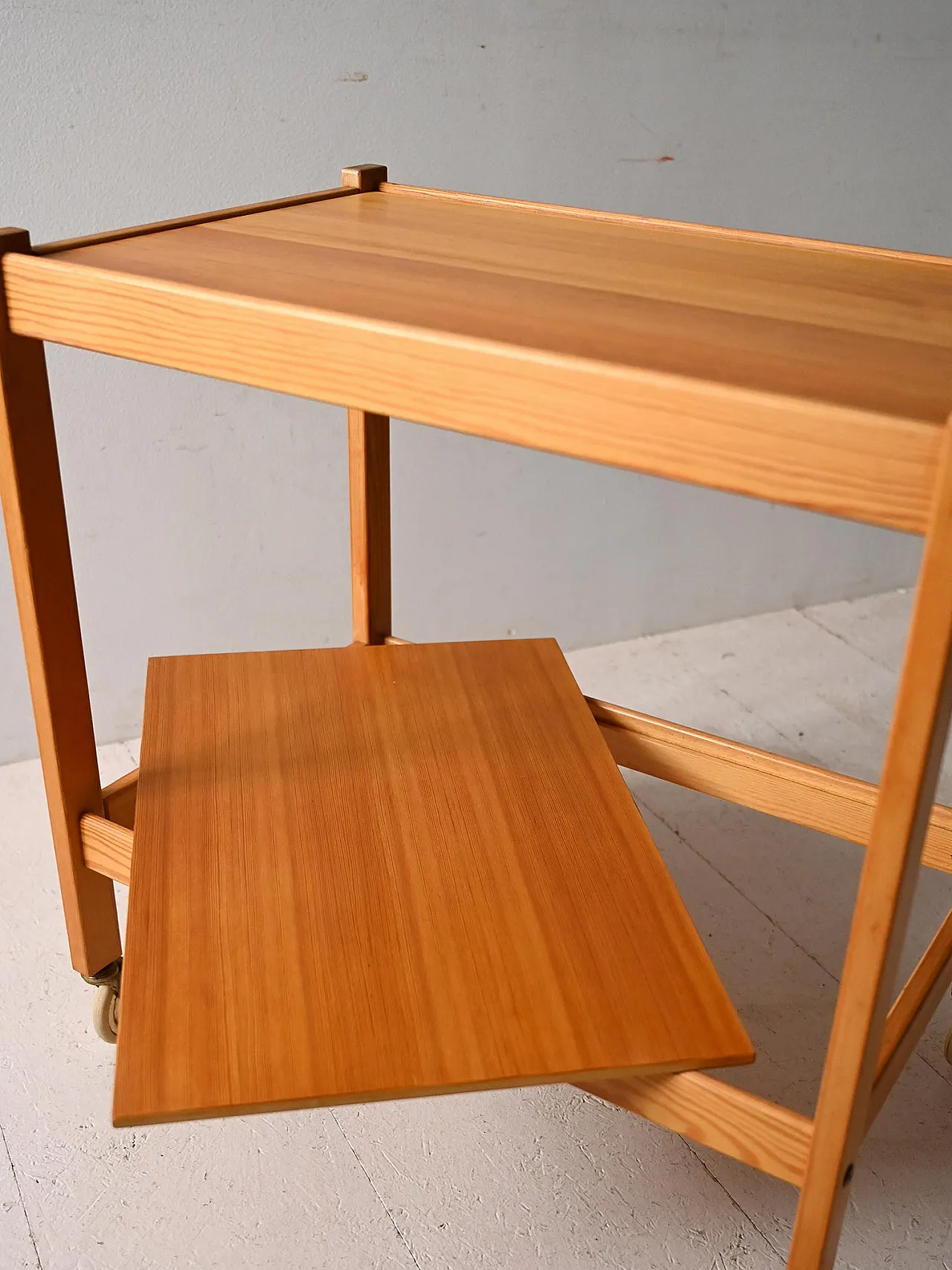 Carrello scandinavo anni ’60 in pino 8