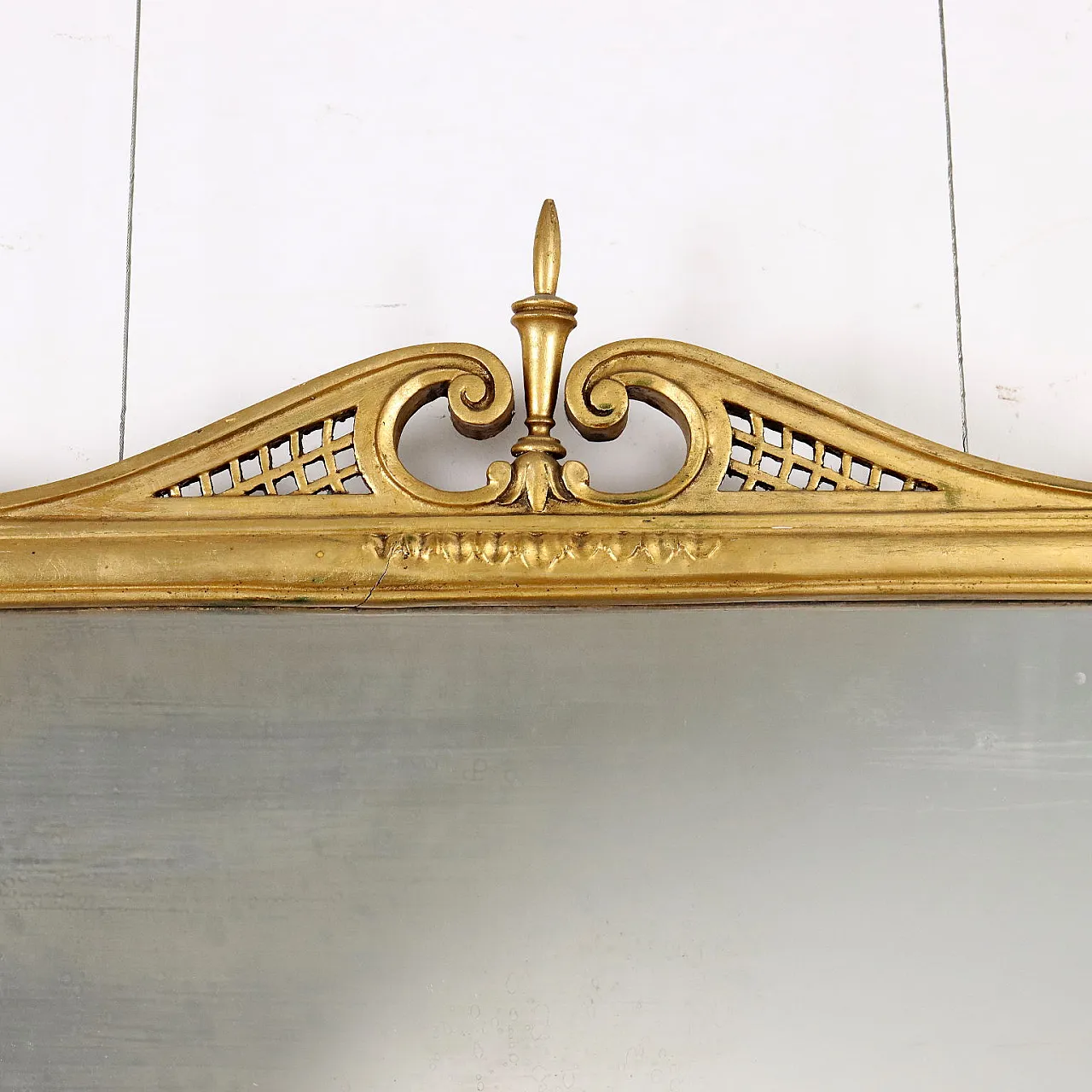 Specchio in stile neoclassico in legno dorato, '900 4