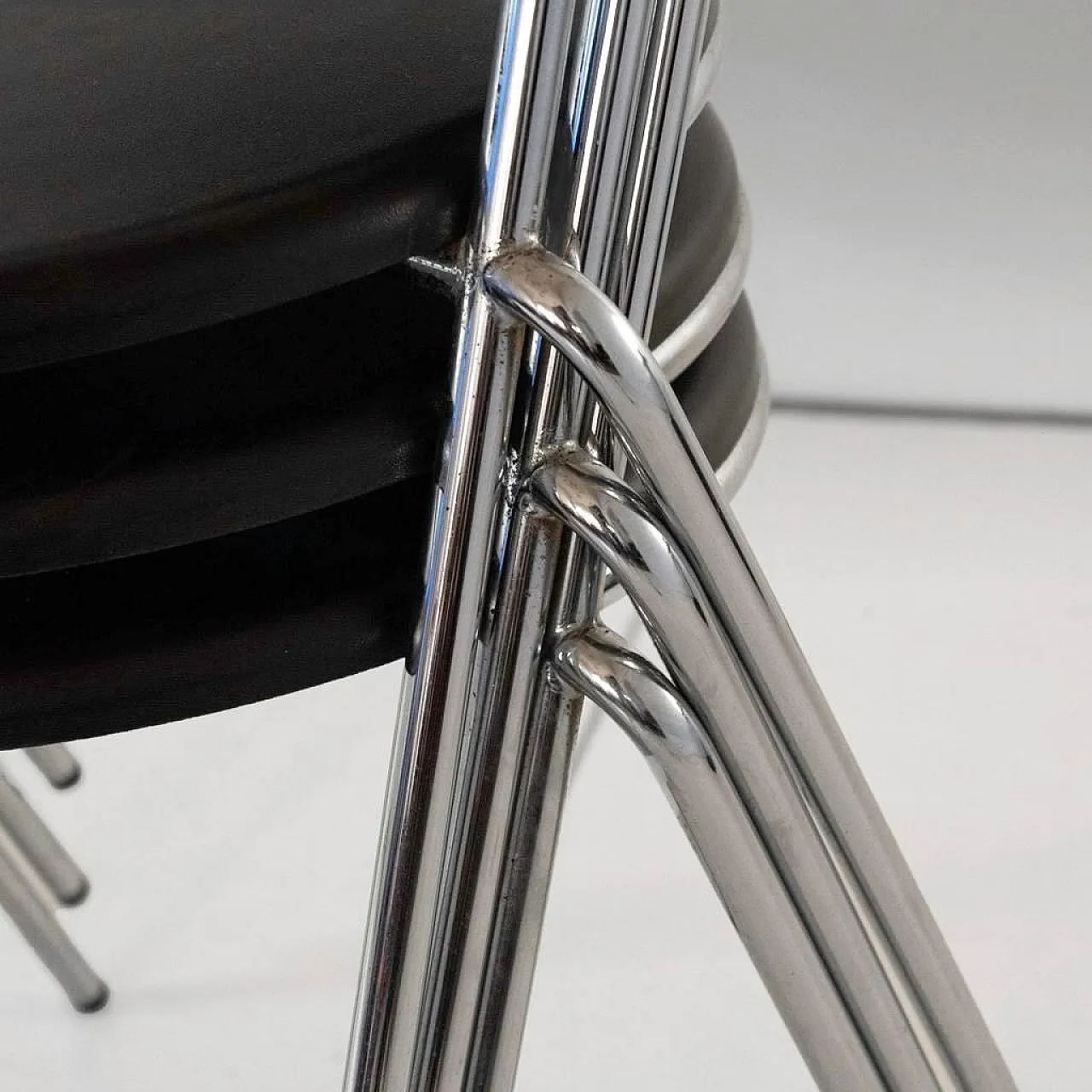 4 Italian stintable chairs in Hans Eicenberger style, 70s 5