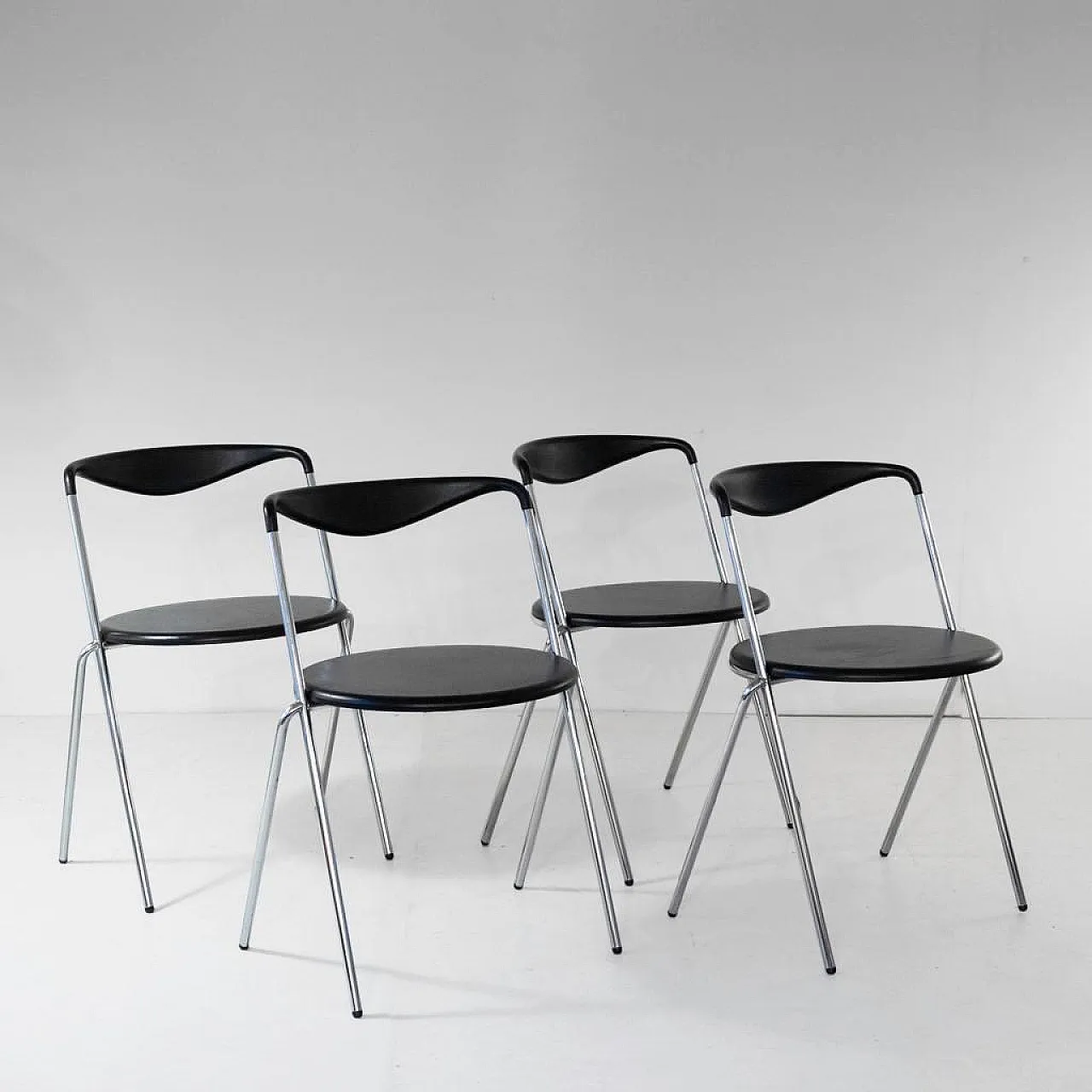 4 Italian stintable chairs in Hans Eicenberger style, 70s 13