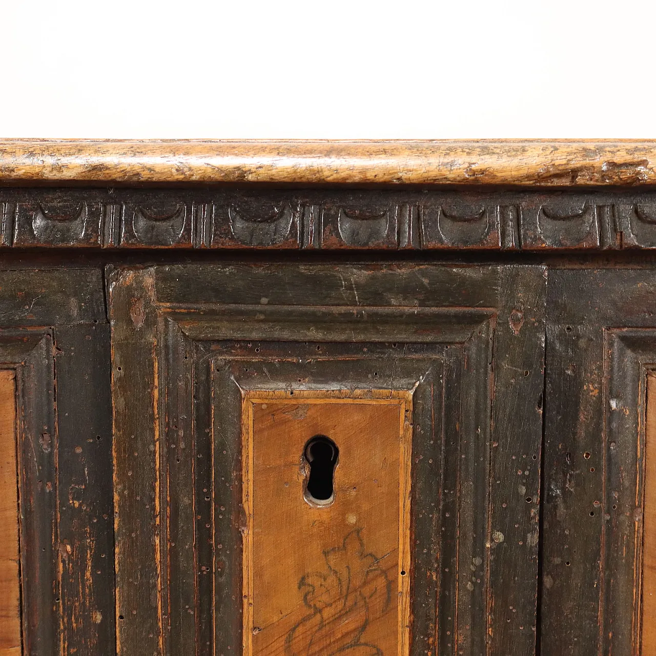 Cassapanca intarsiata in noce, '700 8