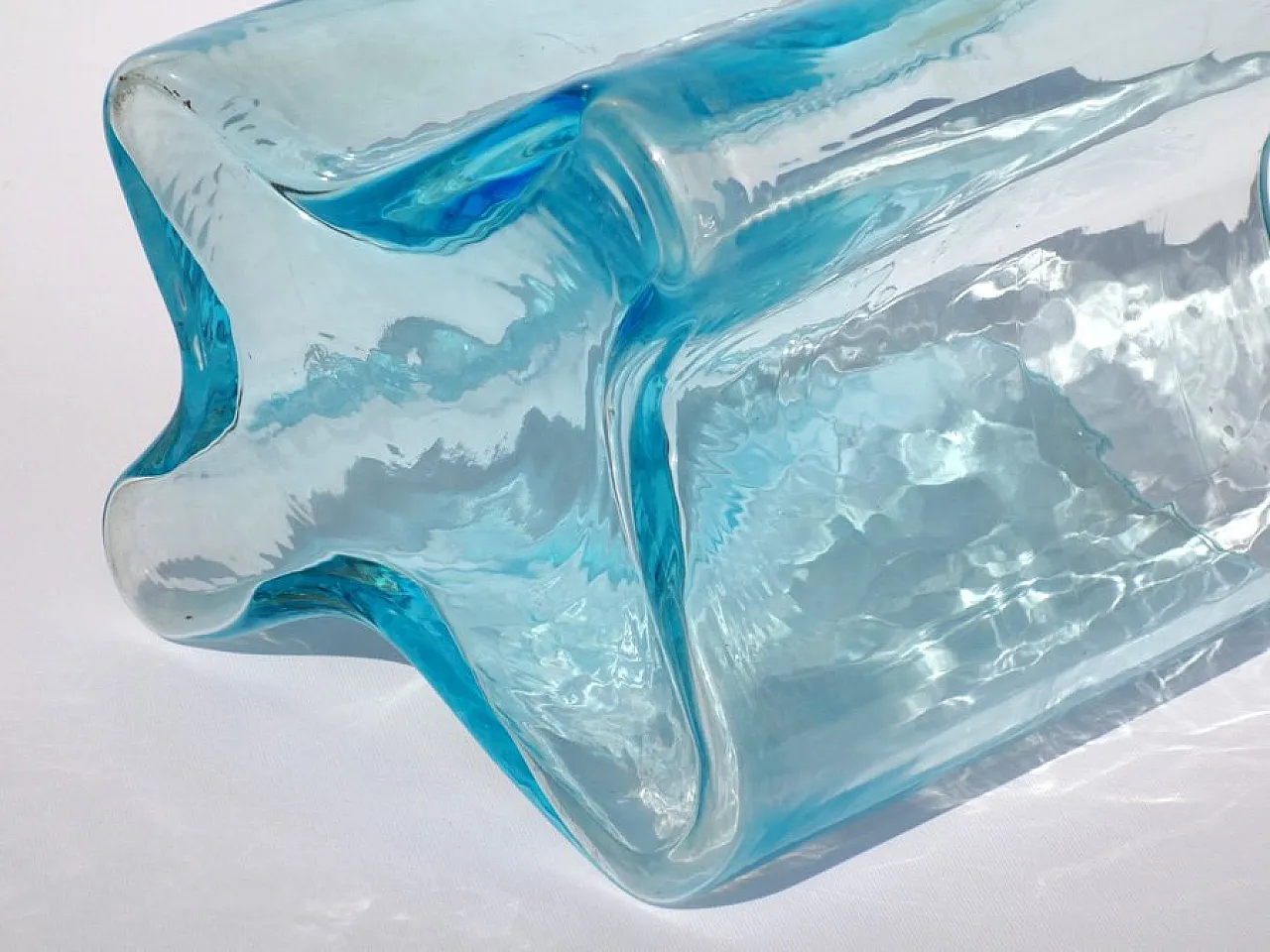 Vaso Space Age in vetro blu, anni '60 3