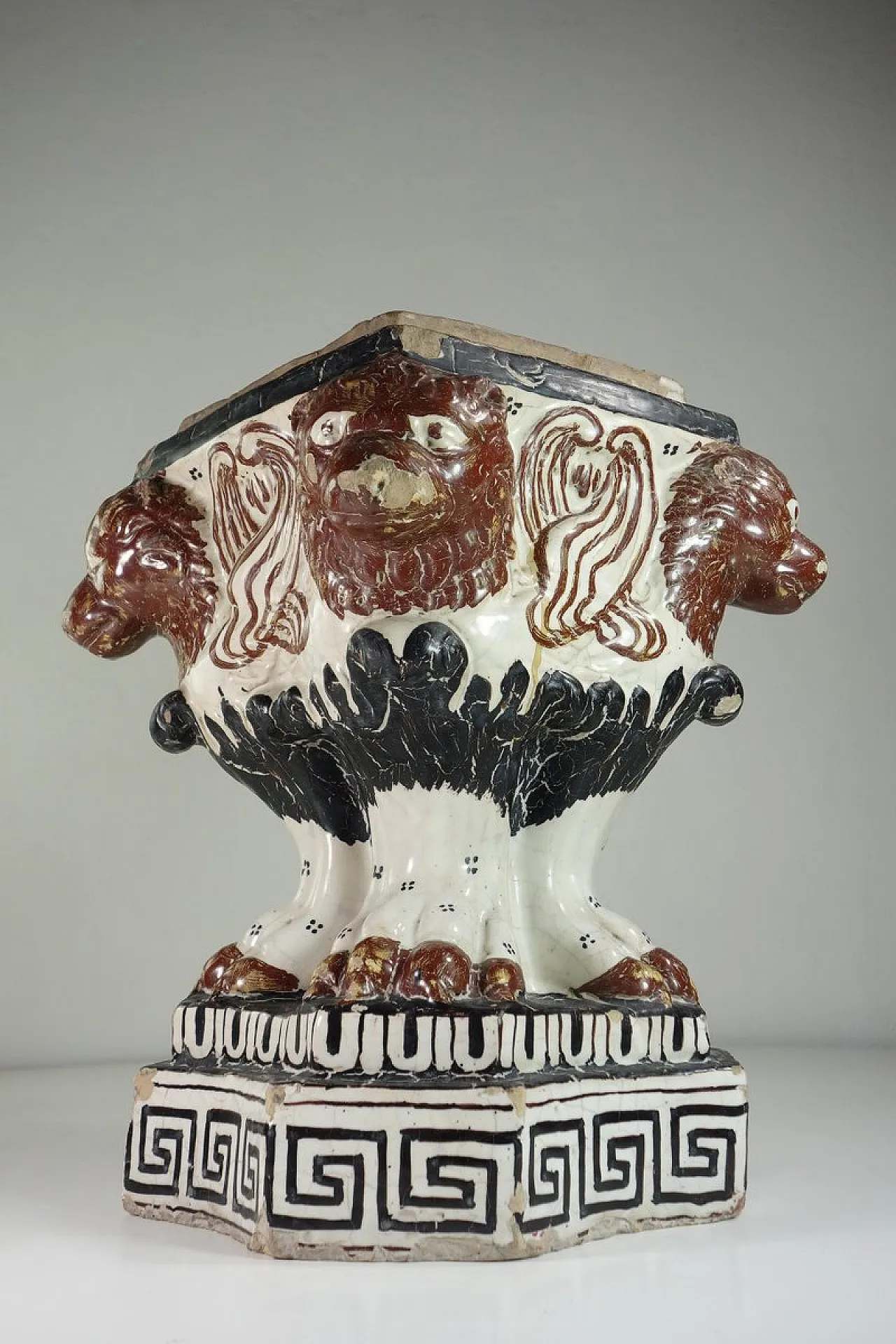 Ceramic maiolica vase by Giustiniani, 19th century 4