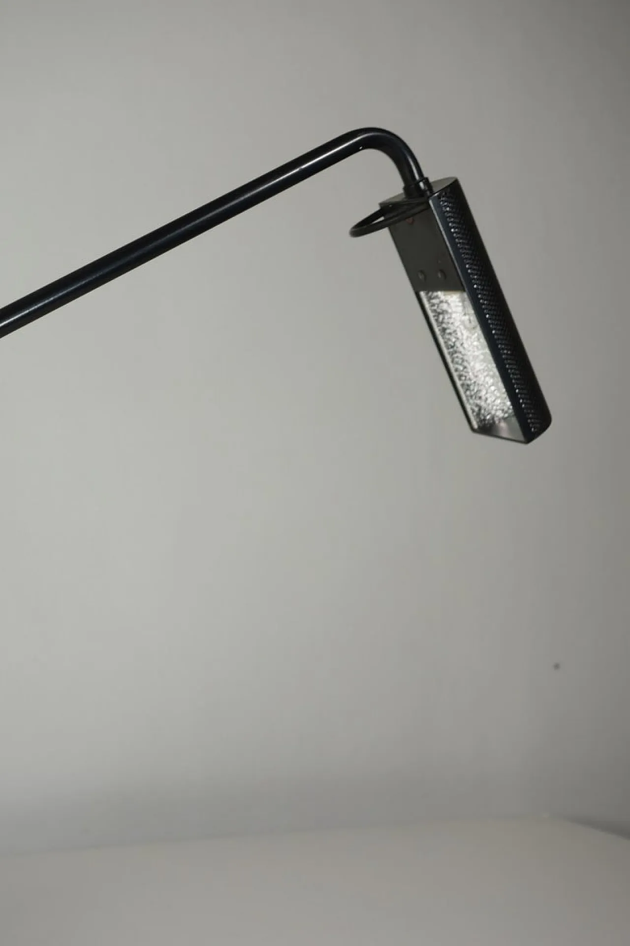 Lampada da scrivania nera, anni '80 5