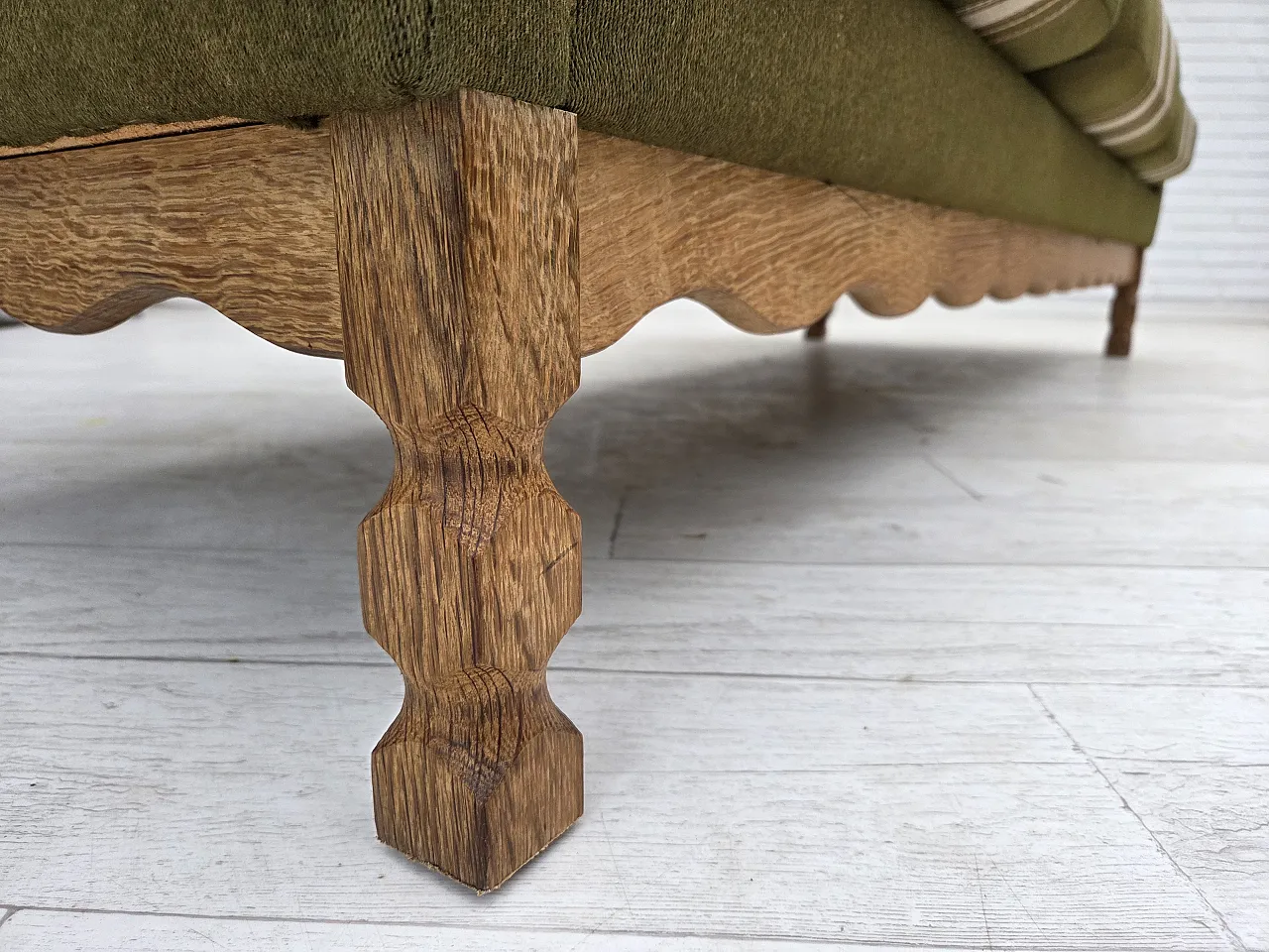 Divano danese a 3 posti in lana e legno massello di rovere, anni '70 6