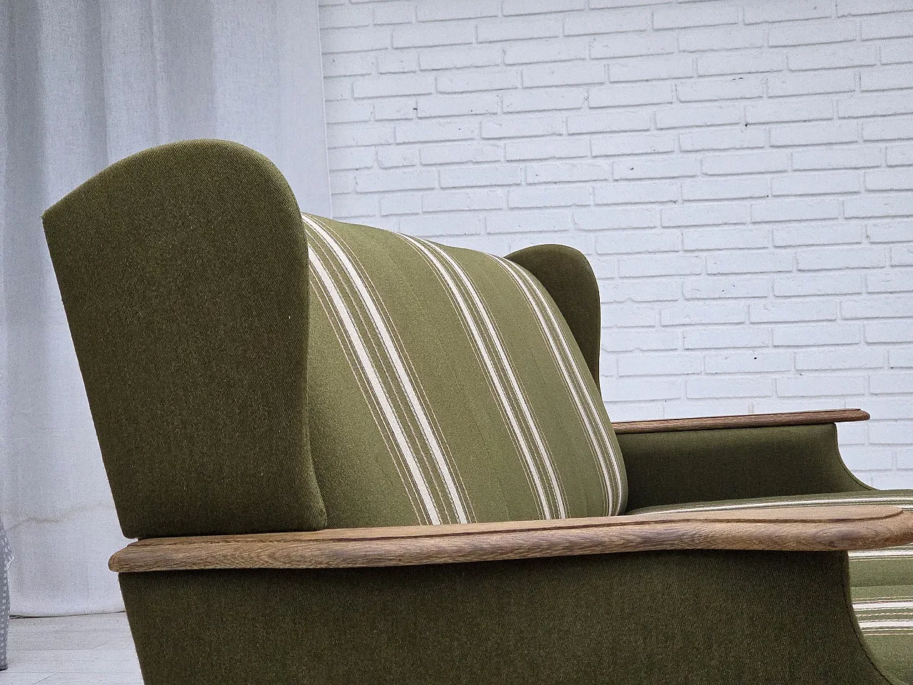 Divano danese a 3 posti in lana e legno massello di rovere, anni '70 9