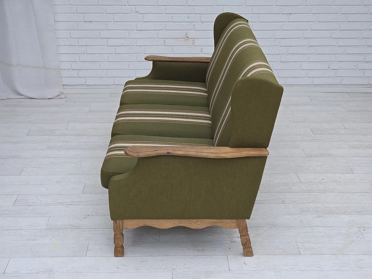 Divano danese a 3 posti in lana e legno massello di rovere, anni '70 14