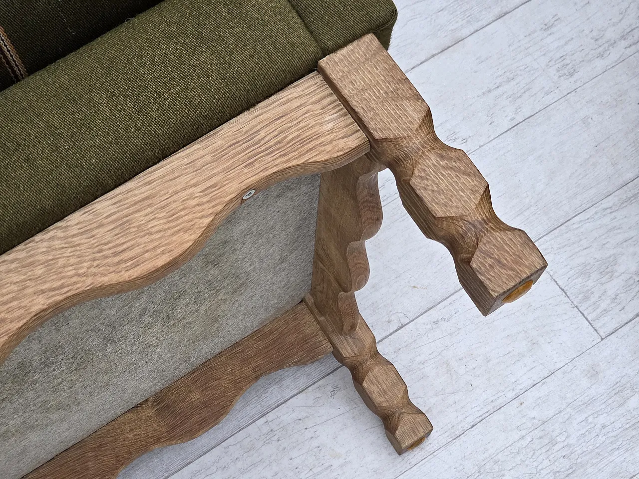 Divano danese a 3 posti in lana e legno massello di rovere, anni '70 17