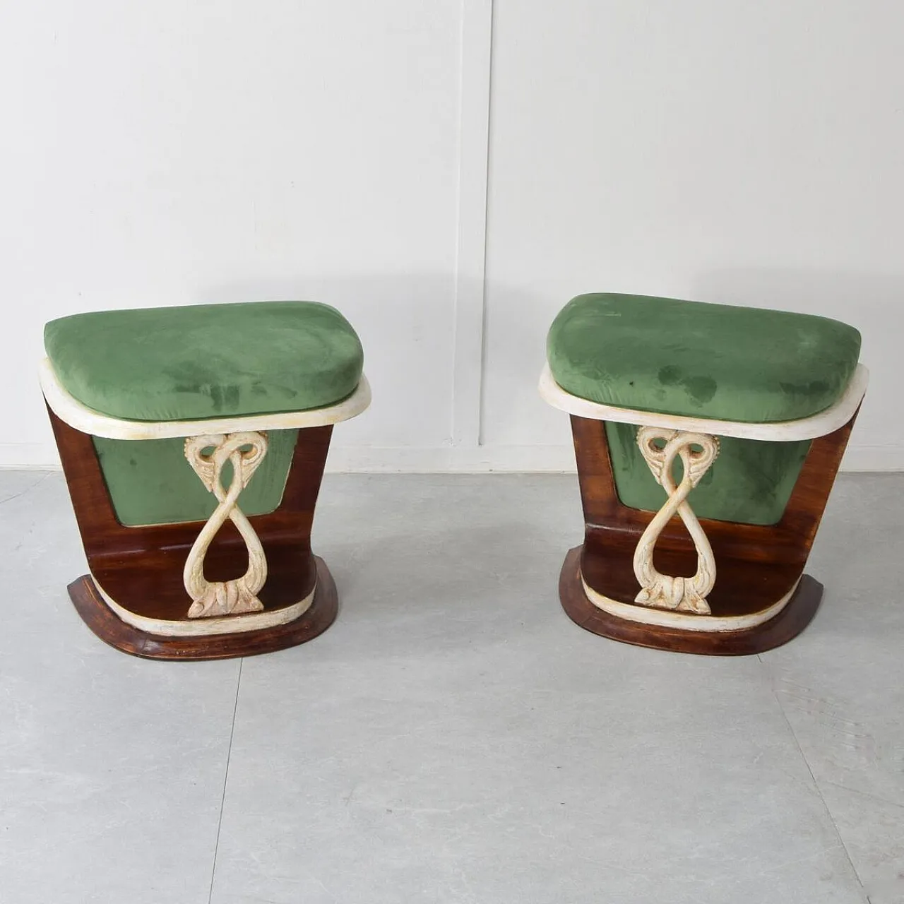 Coppia di panche attribuite a Pier Luigi Colli, anni '40 1