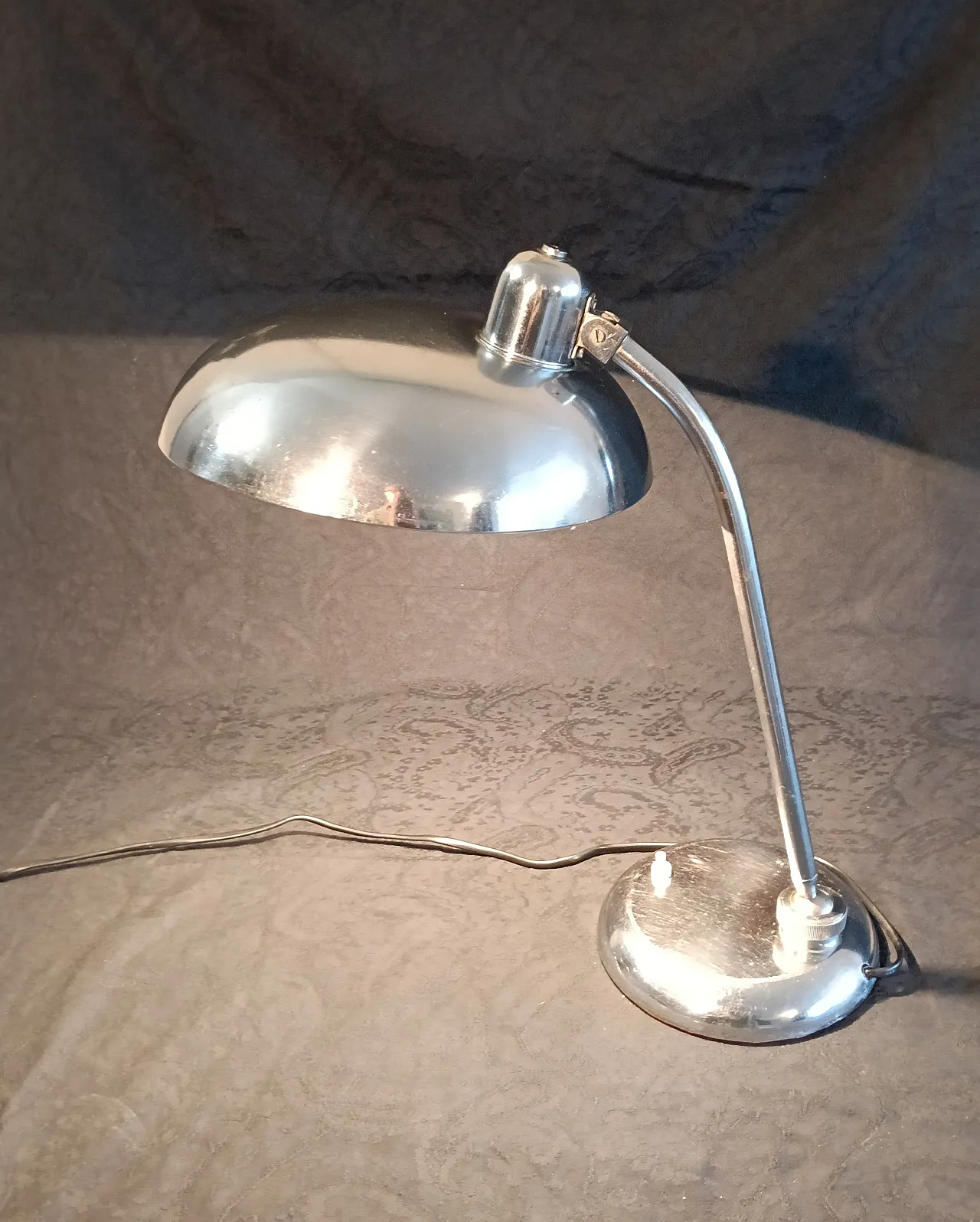 Lampada attribuita a G. Michelucci per Lariolux, metà '900 12