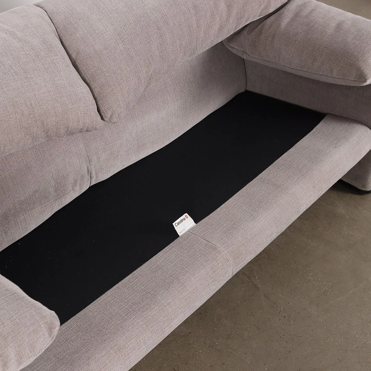 Divano grigio Maralunga di Vico Magistretti per Cassina, anni '70 8