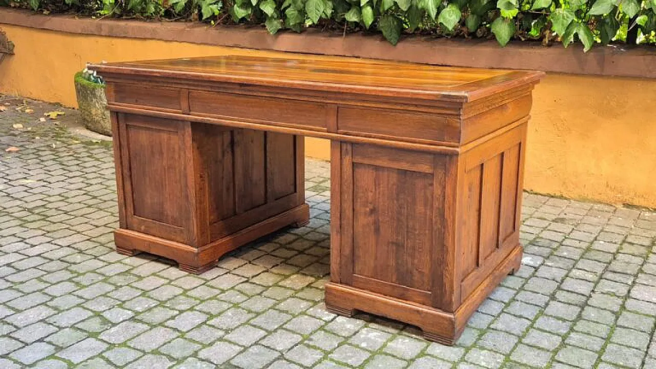 Scrivania in legno di noce e rovere, '800 1