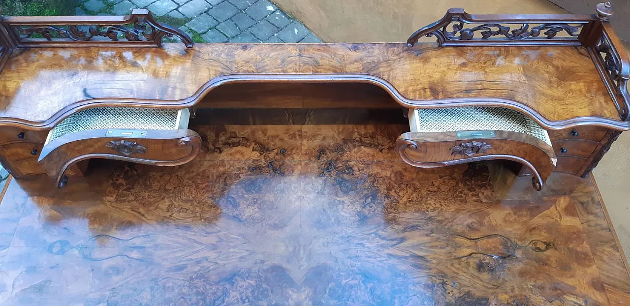 Scrittoio lastronato in radica di noce, '800 2