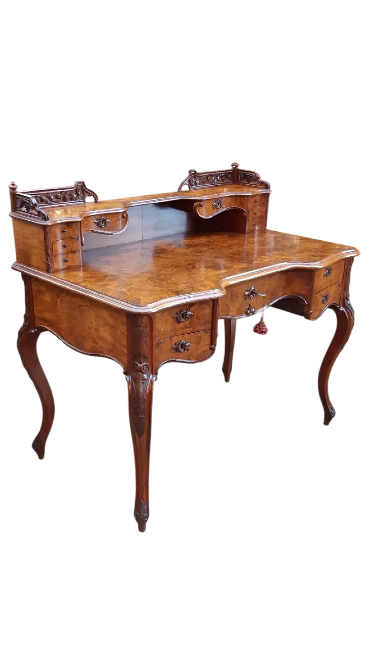 Scrittoio lastronato in radica di noce, '800 6