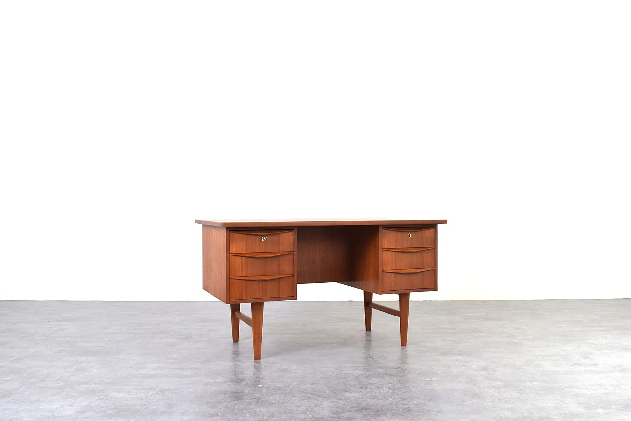 Mid-Century Danish teak executive Desk, 1960s 2