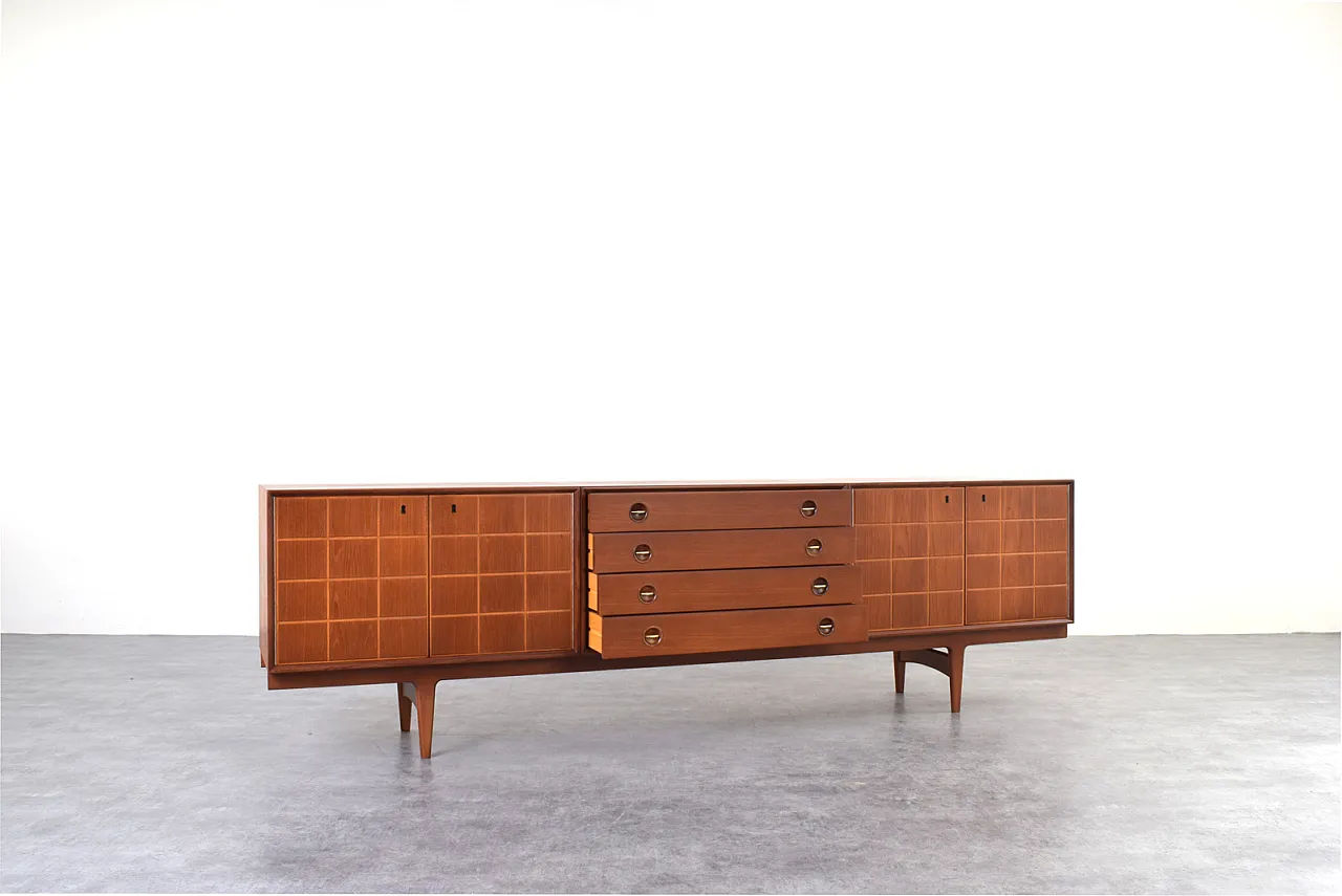 Sideboard in teak di Rolf Rastad e Adolf Relling per Gustav B, anni 60 5