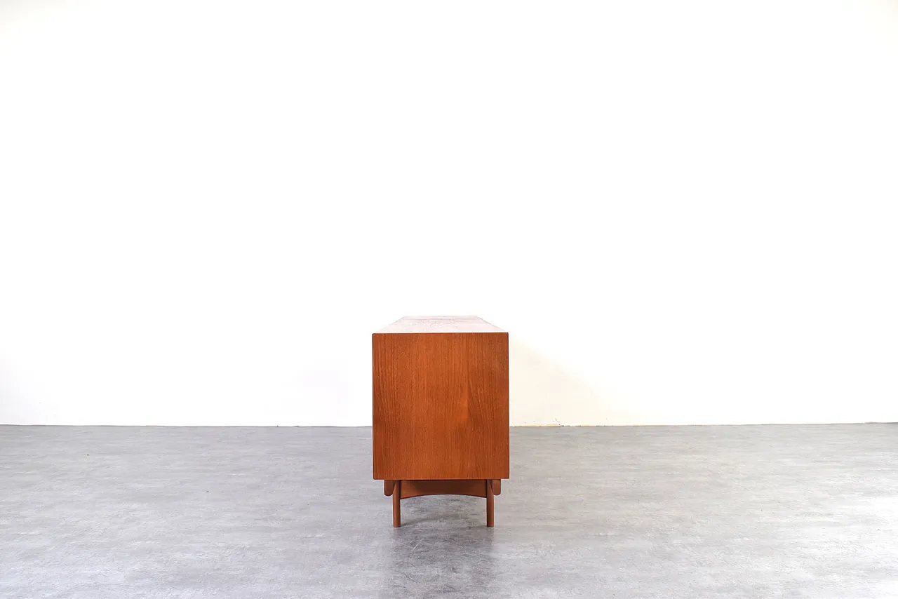 Sideboard in teak di Rolf Rastad e Adolf Relling per Gustav B, anni 60 6