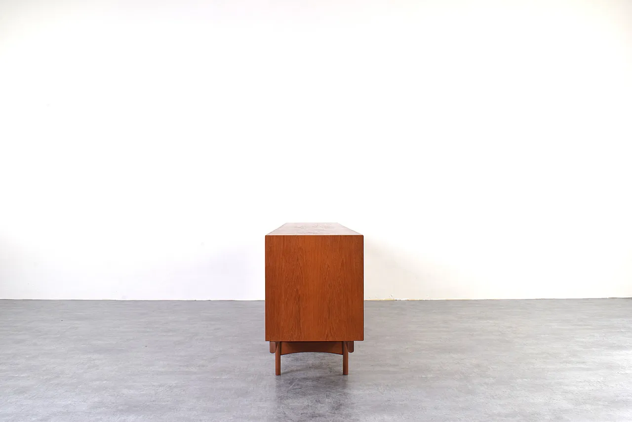 Sideboard in teak di Rolf Rastad e Adolf Relling per Gustav B, anni 60 7