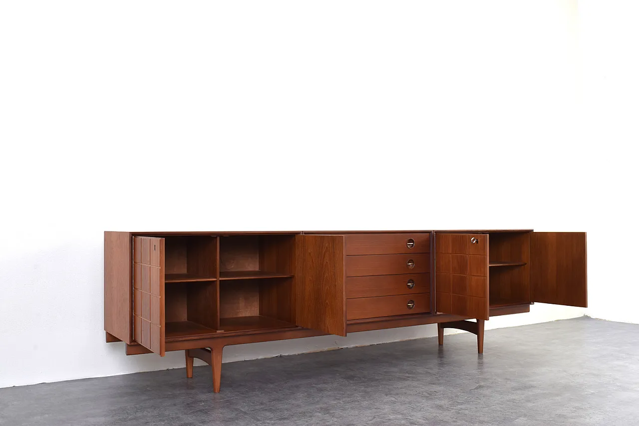 Sideboard in teak di Rolf Rastad e Adolf Relling per Gustav B, anni 60 12