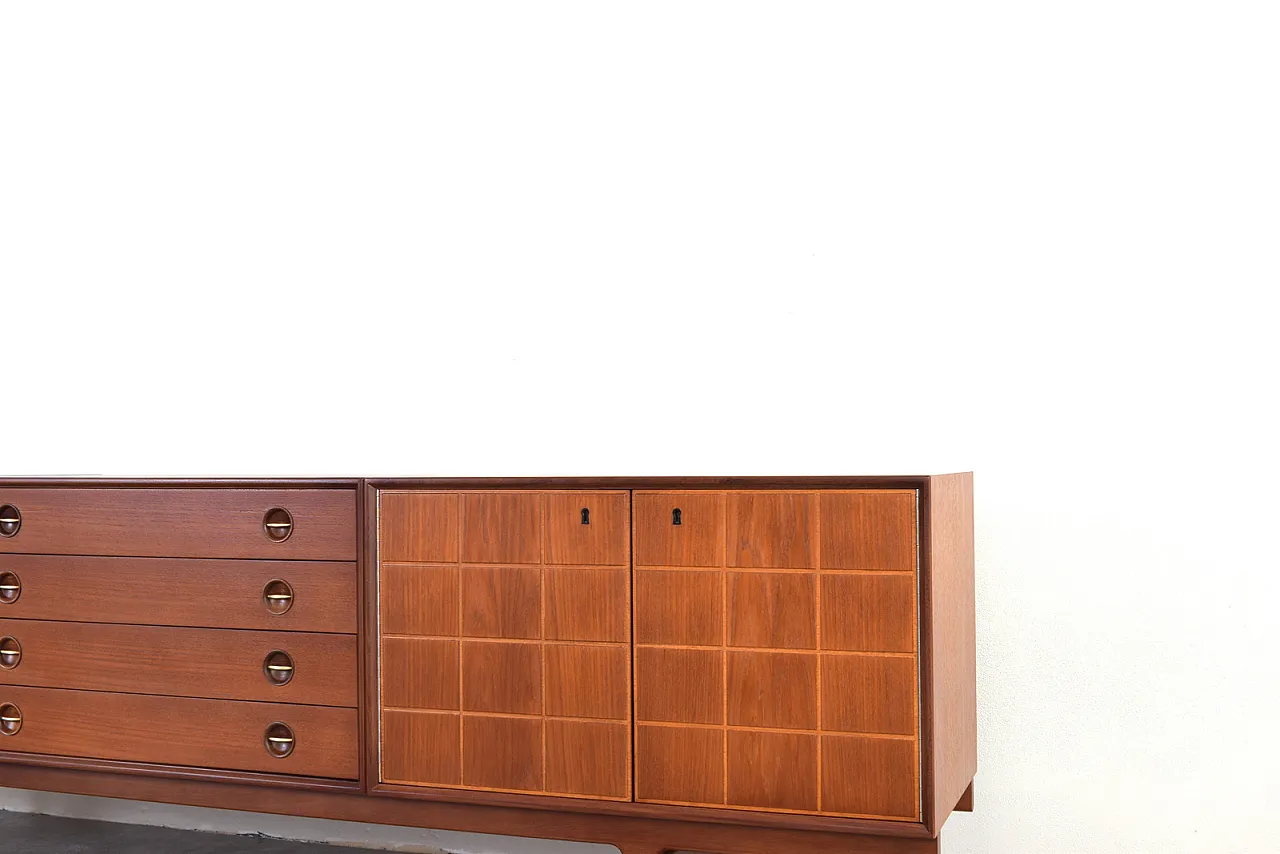 Sideboard in teak di Rolf Rastad e Adolf Relling per Gustav B, anni 60 14
