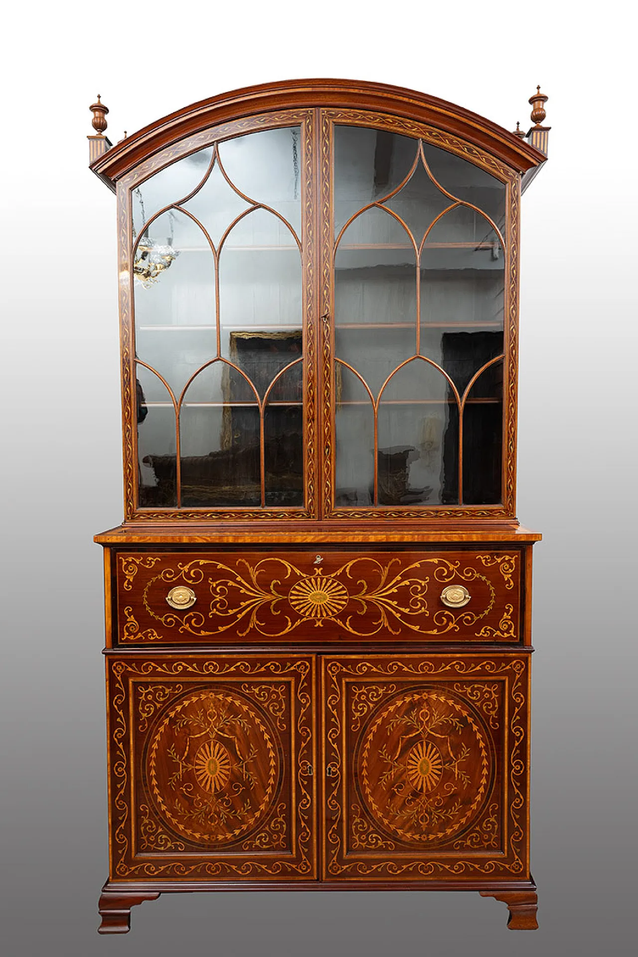 English bookcase in mahogany feather with inlays grafts, 19th century 1