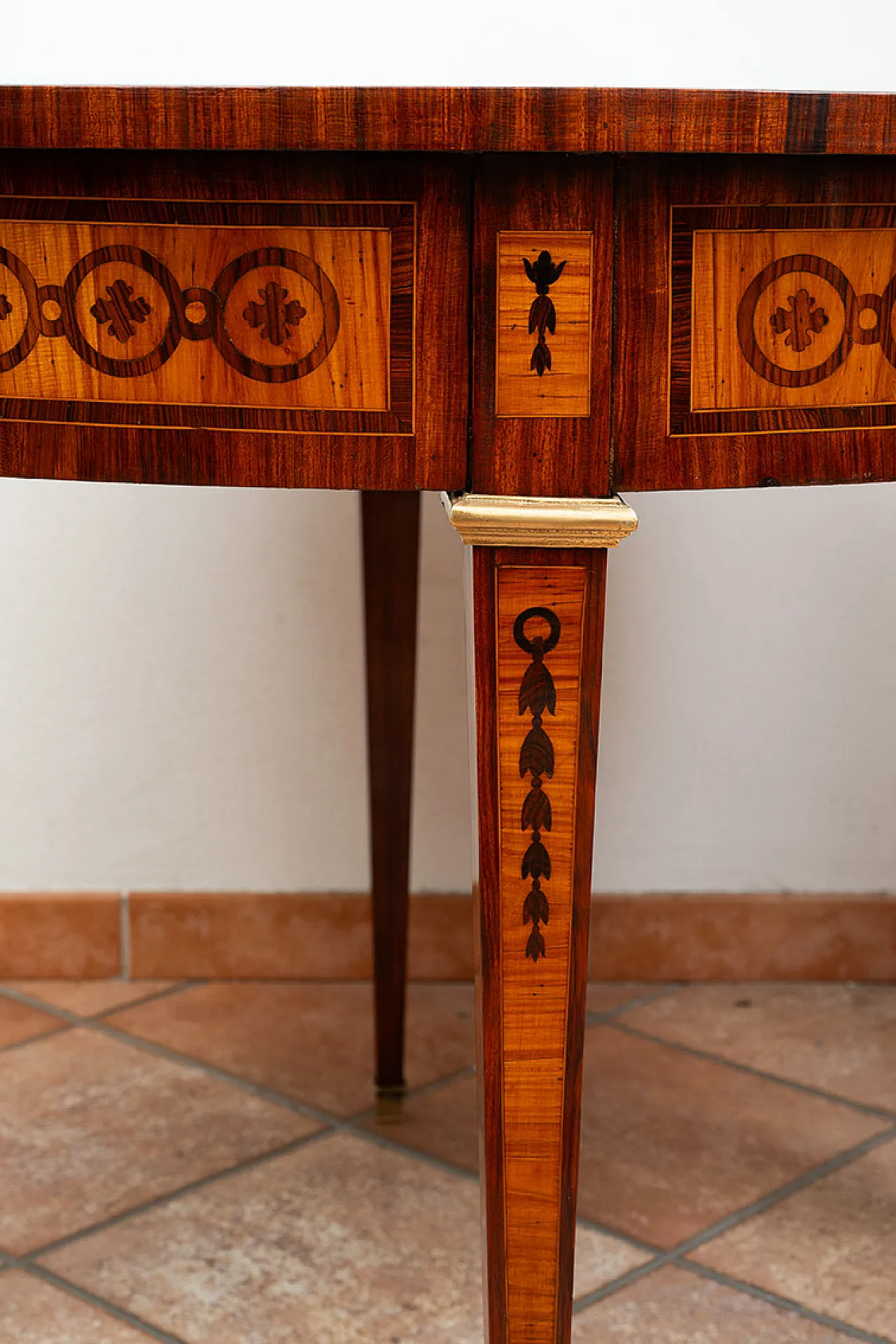 Demi Napoleon III game table in precious exotic woods, 19th century 8