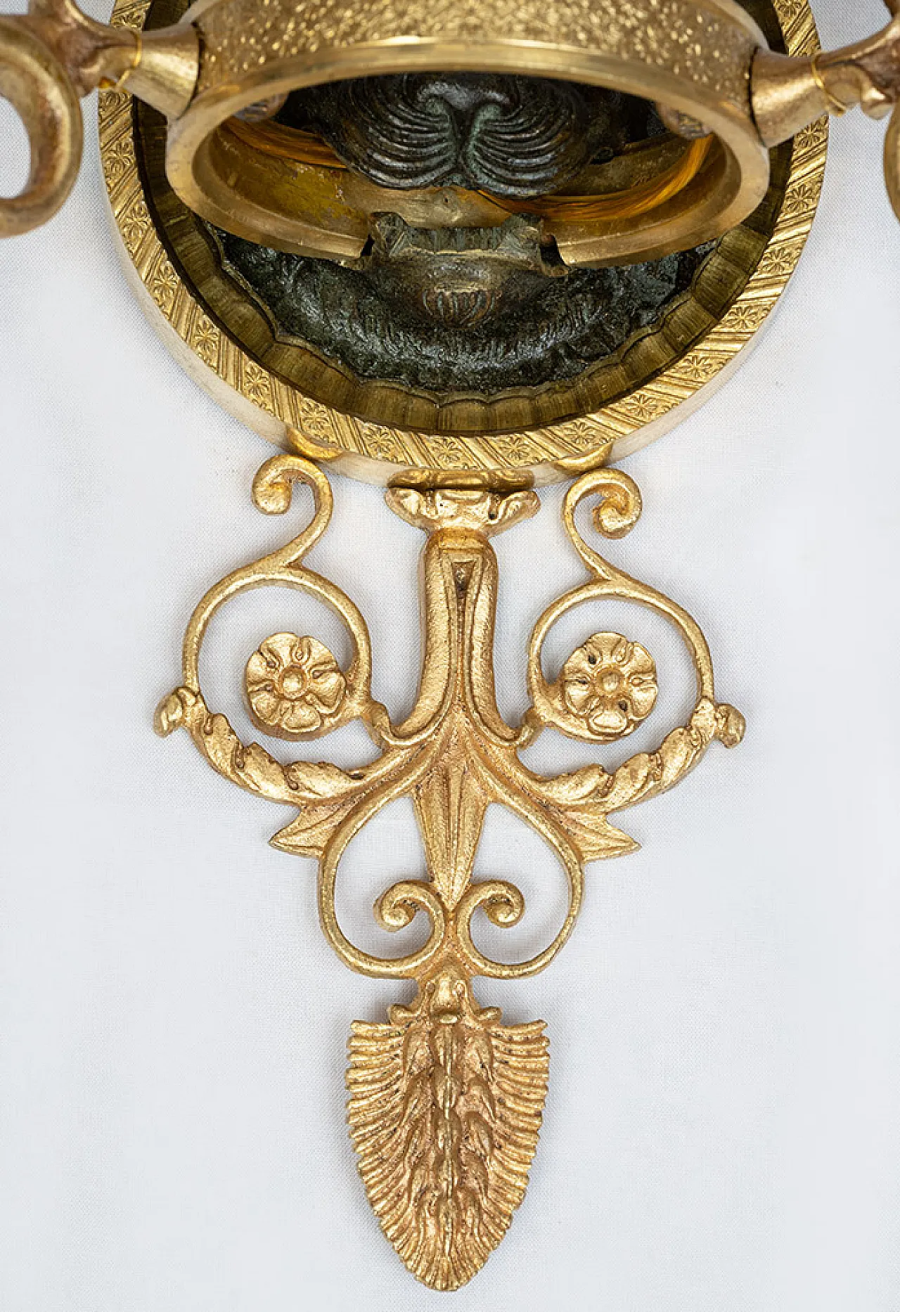 Pair of wall lights of golden and satin bronze Empire wise, 19th c. 2
