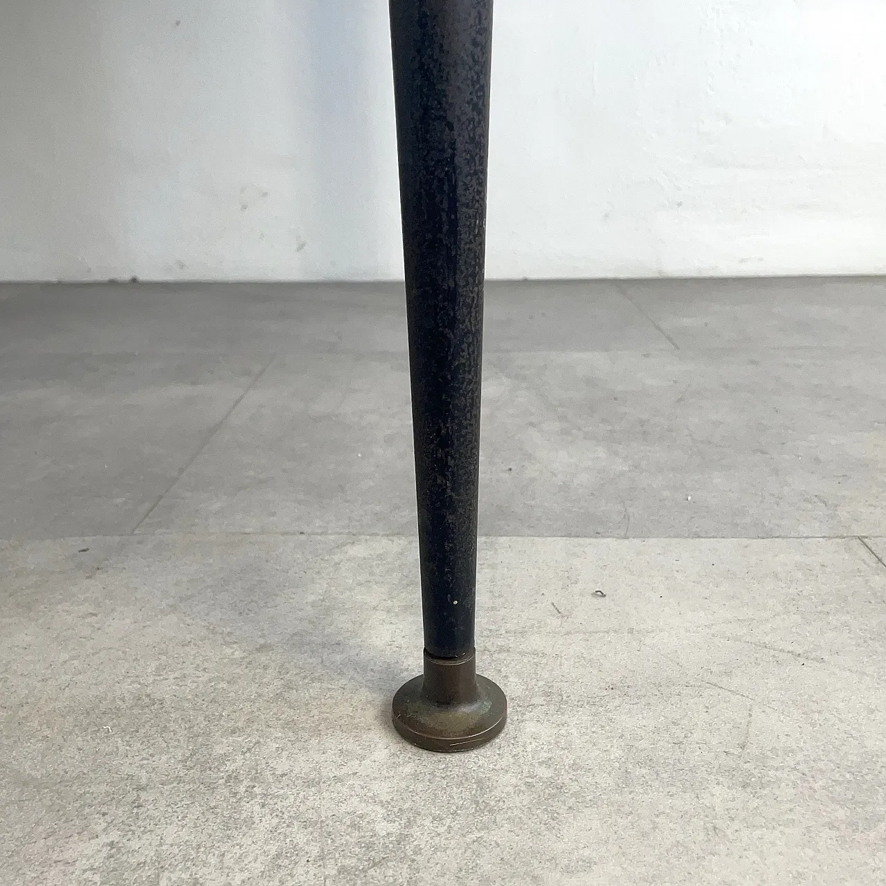 Oval table or desk by Silvio Cavatorta, 1960s 9