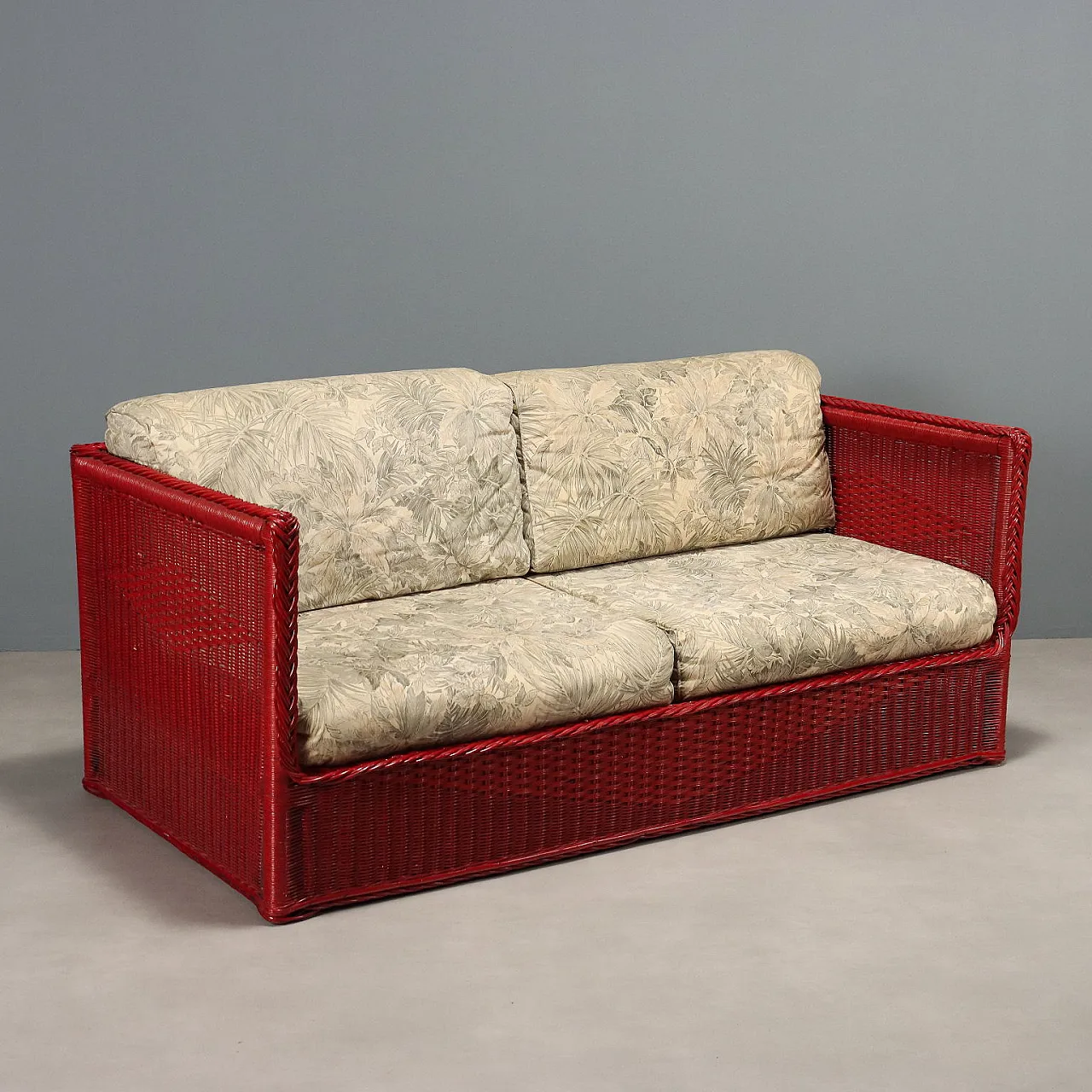 Divano a 2 posti in vimini rosso con cuscini imbottiti, anni '80 1