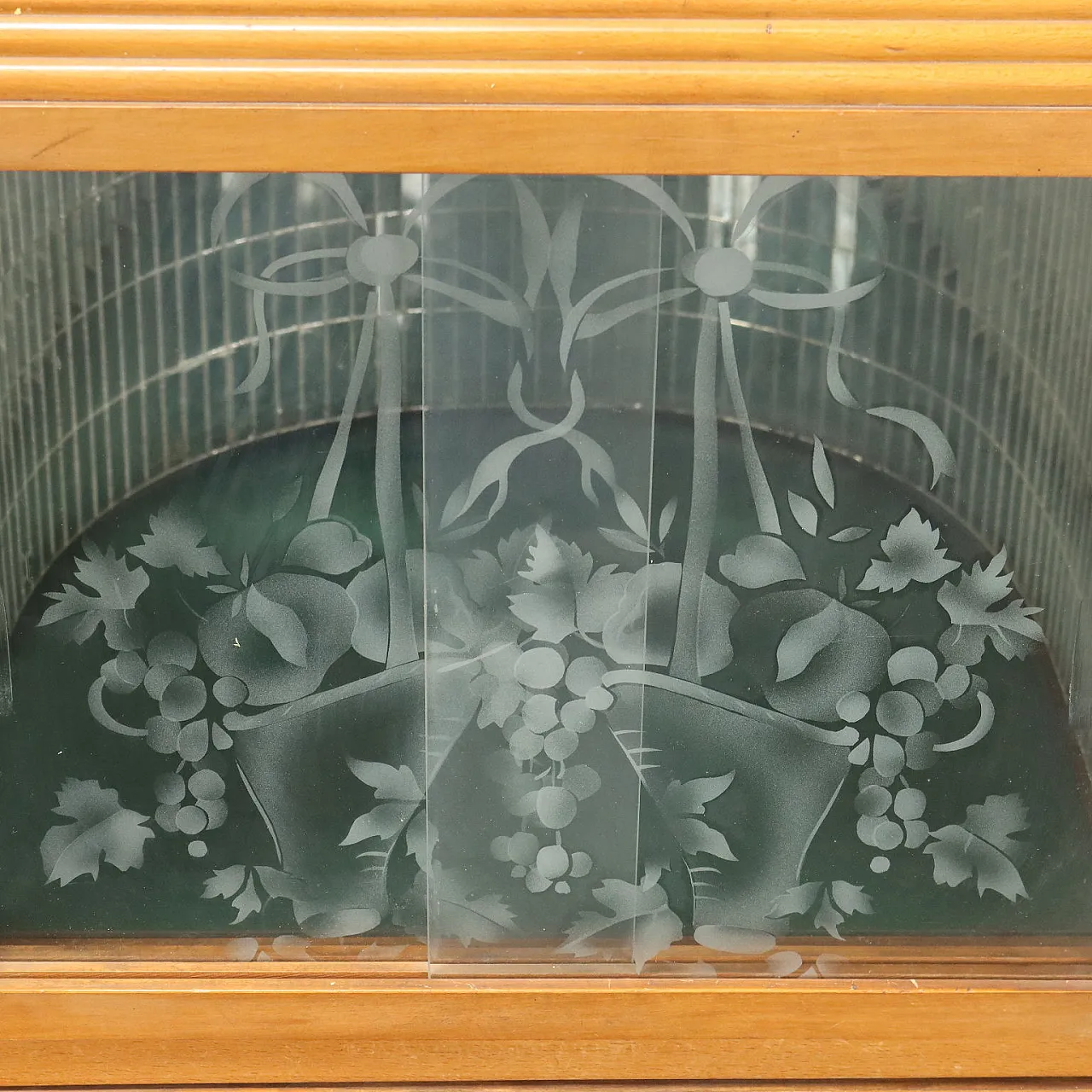 Buffet cabinet with glass top and mirrored bar compartment, 1950s 5