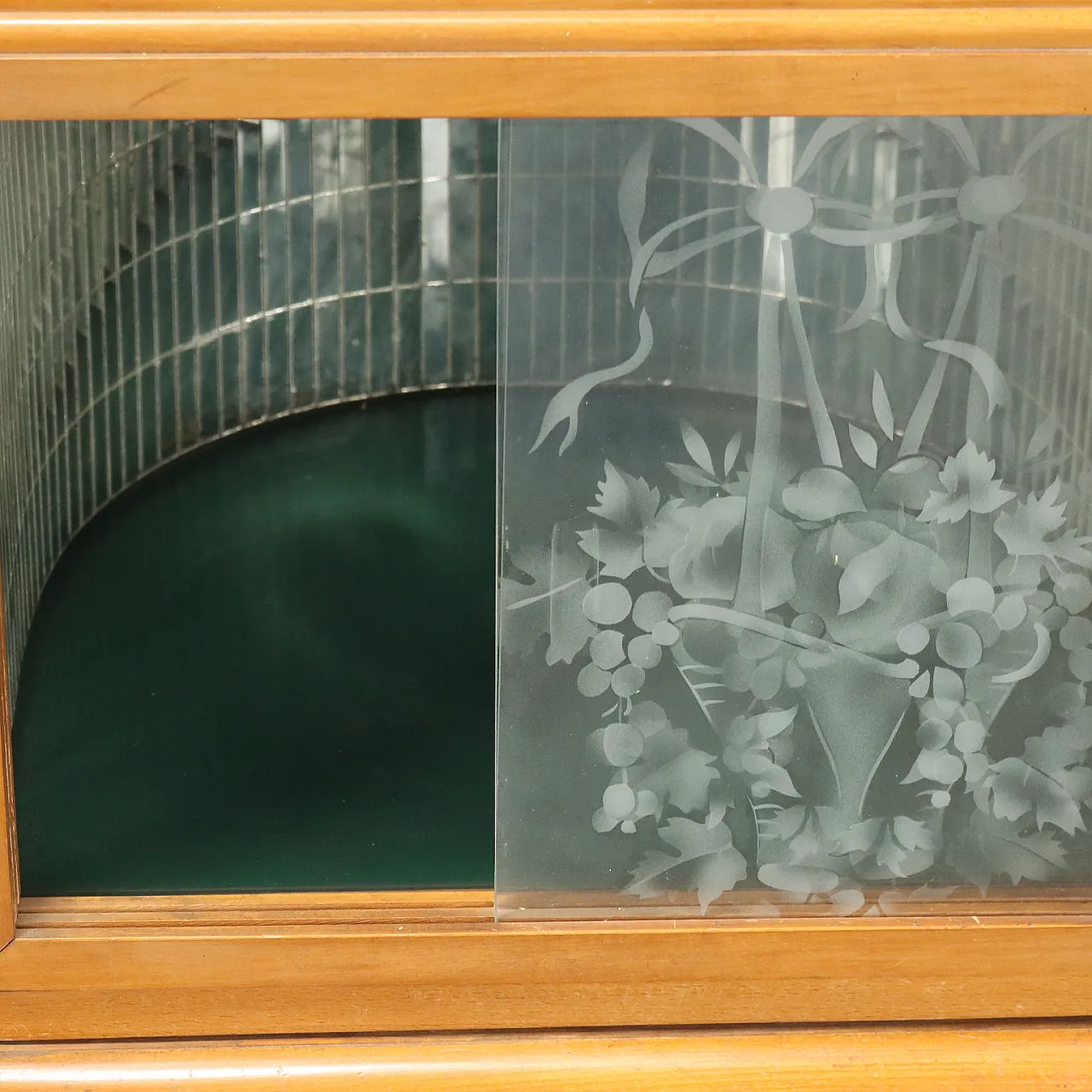 Buffet cabinet with glass top and mirrored bar compartment, 1950s 6